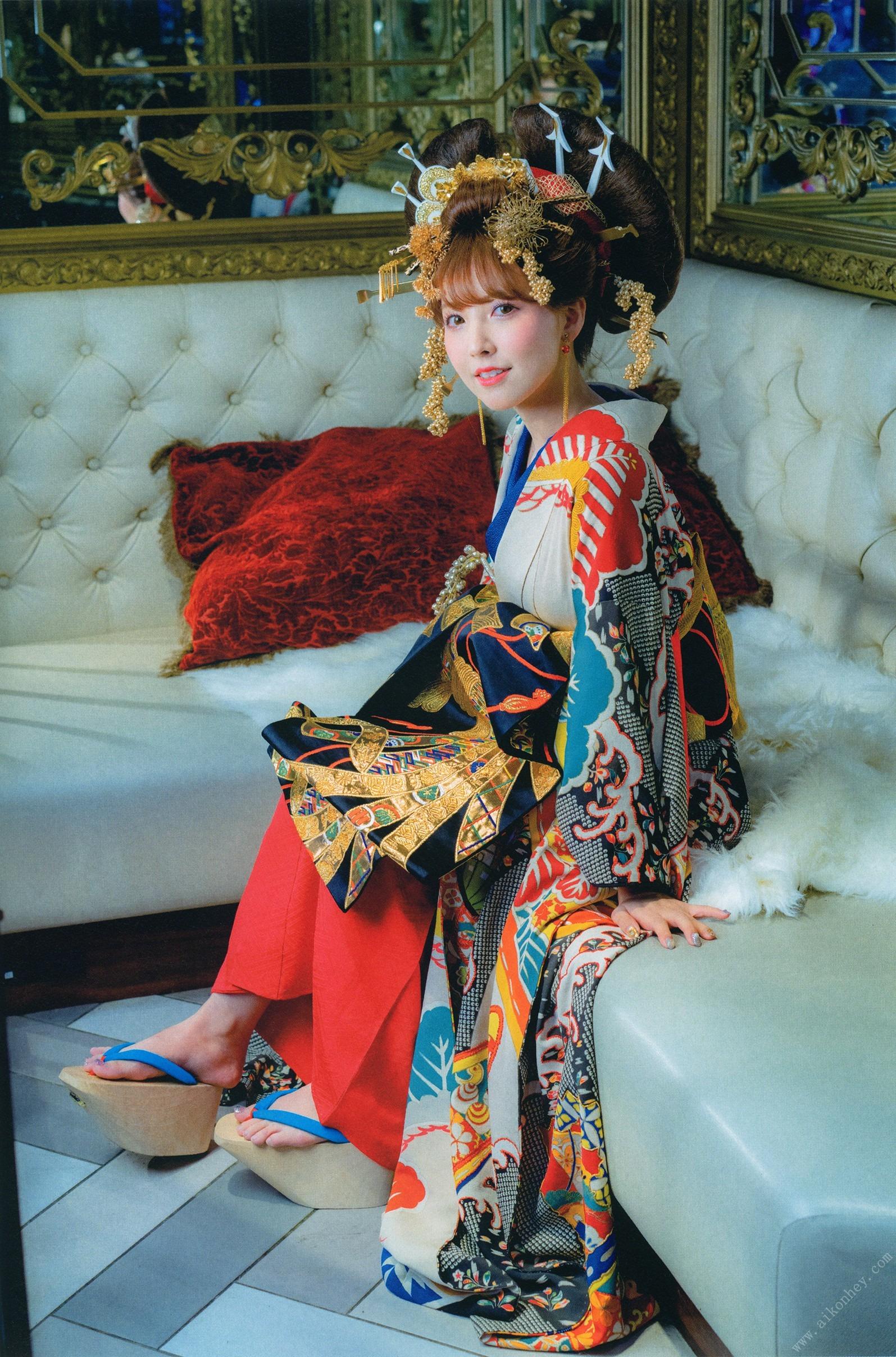 ยูอา มิคามิ - หนังสือภาพโฮกะไก 『วะมิโชวะมิ』 125P