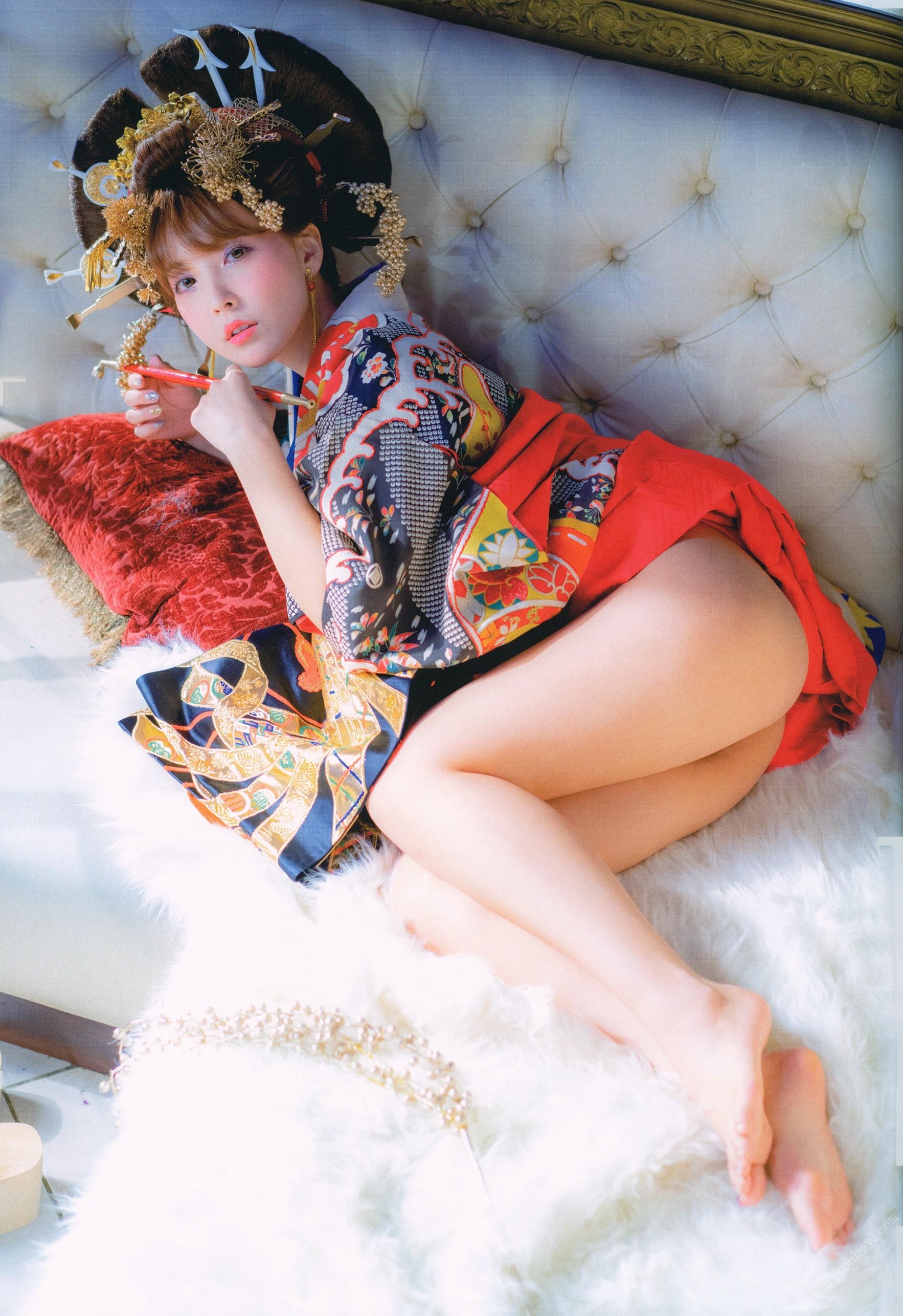 ยูอา มิคามิ - หนังสือภาพโฮกะไก 『วะมิโชวะมิ』 125P