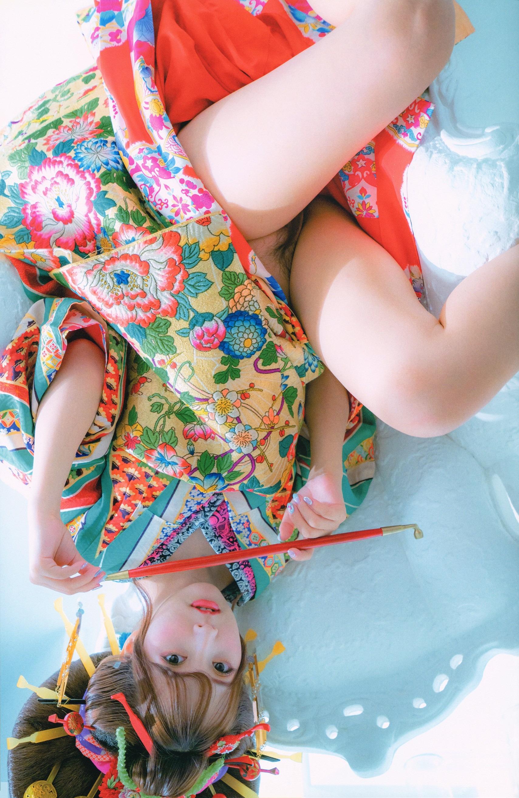 ยูอา มิคามิ - หนังสือภาพโฮกะไก 『วะมิโชวะมิ』 125P