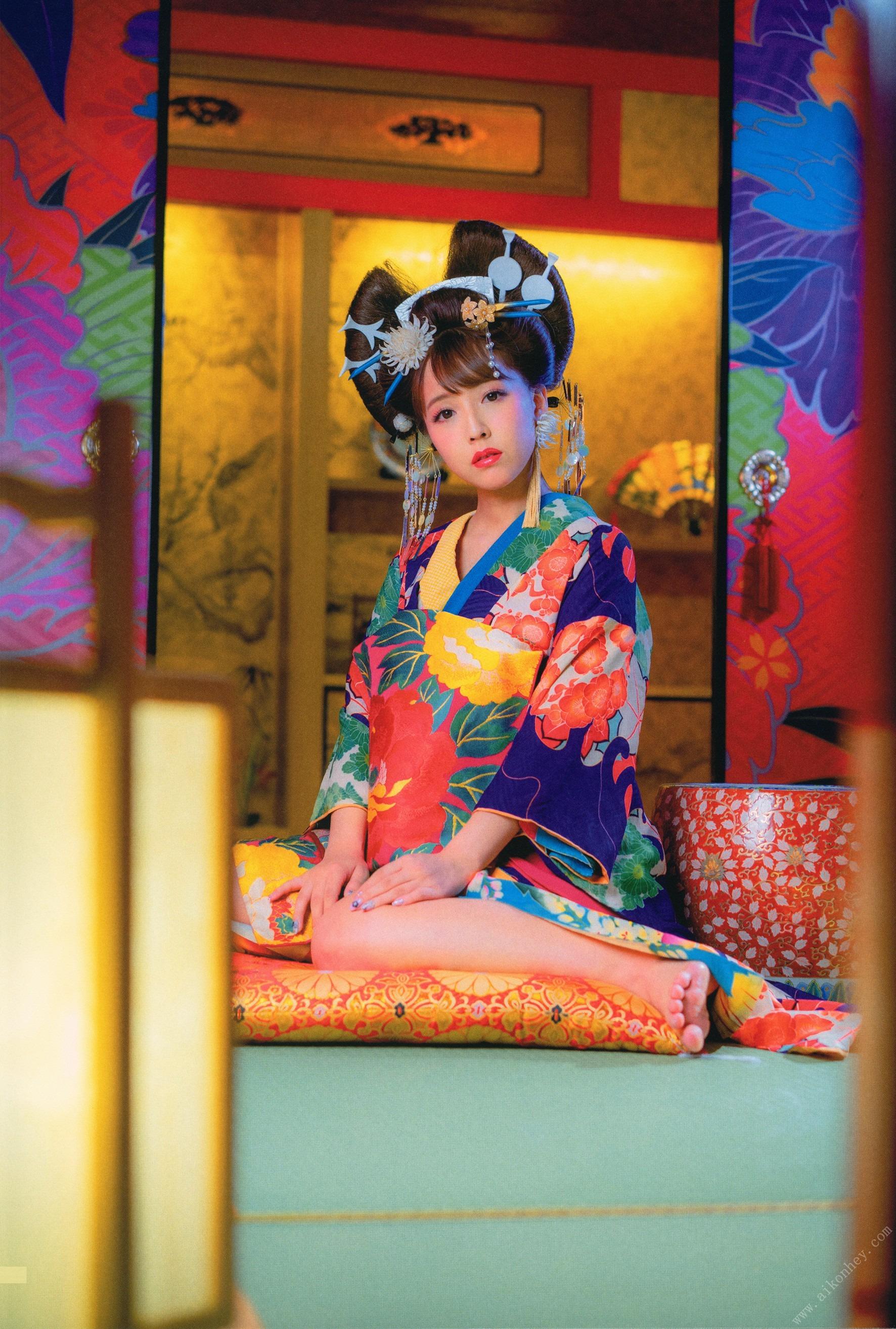Yua Mikami - Oiran Photo Book "Washabi" 125P