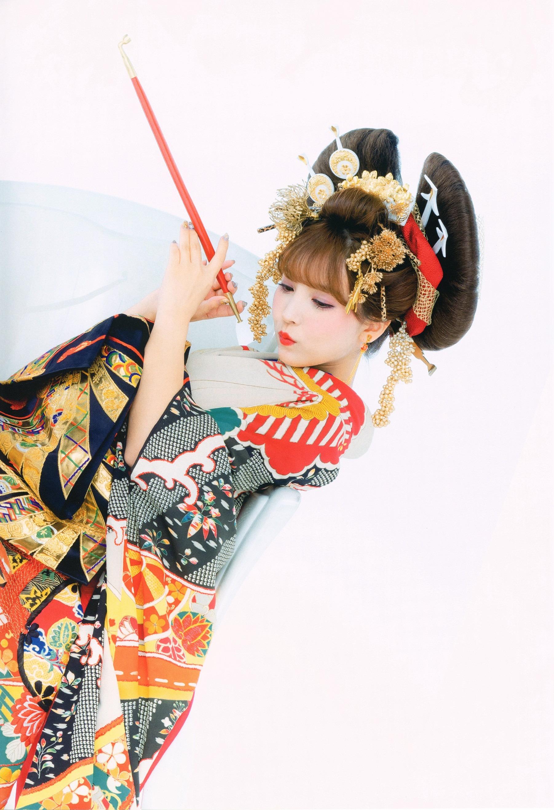 ยูอา มิคามิ - หนังสือภาพโฮกะไก 『วะมิโชวะมิ』 125P