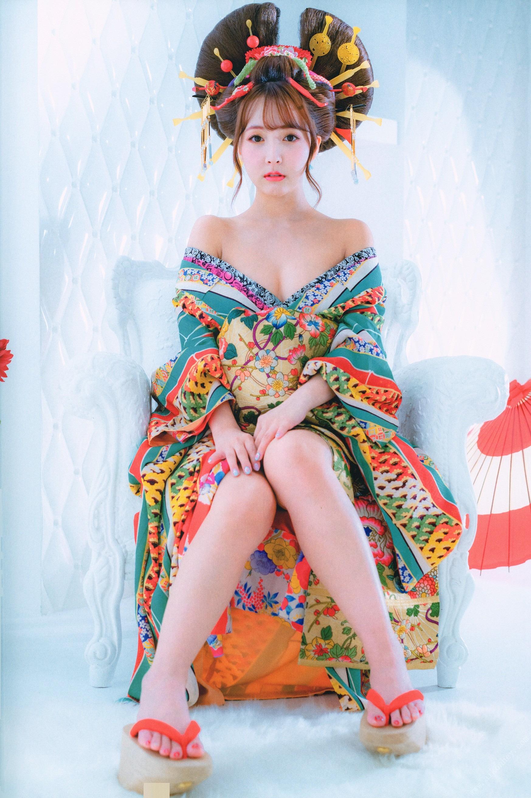 ยูอา มิคามิ - หนังสือภาพโฮกะไก 『วะมิโชวะมิ』 125P