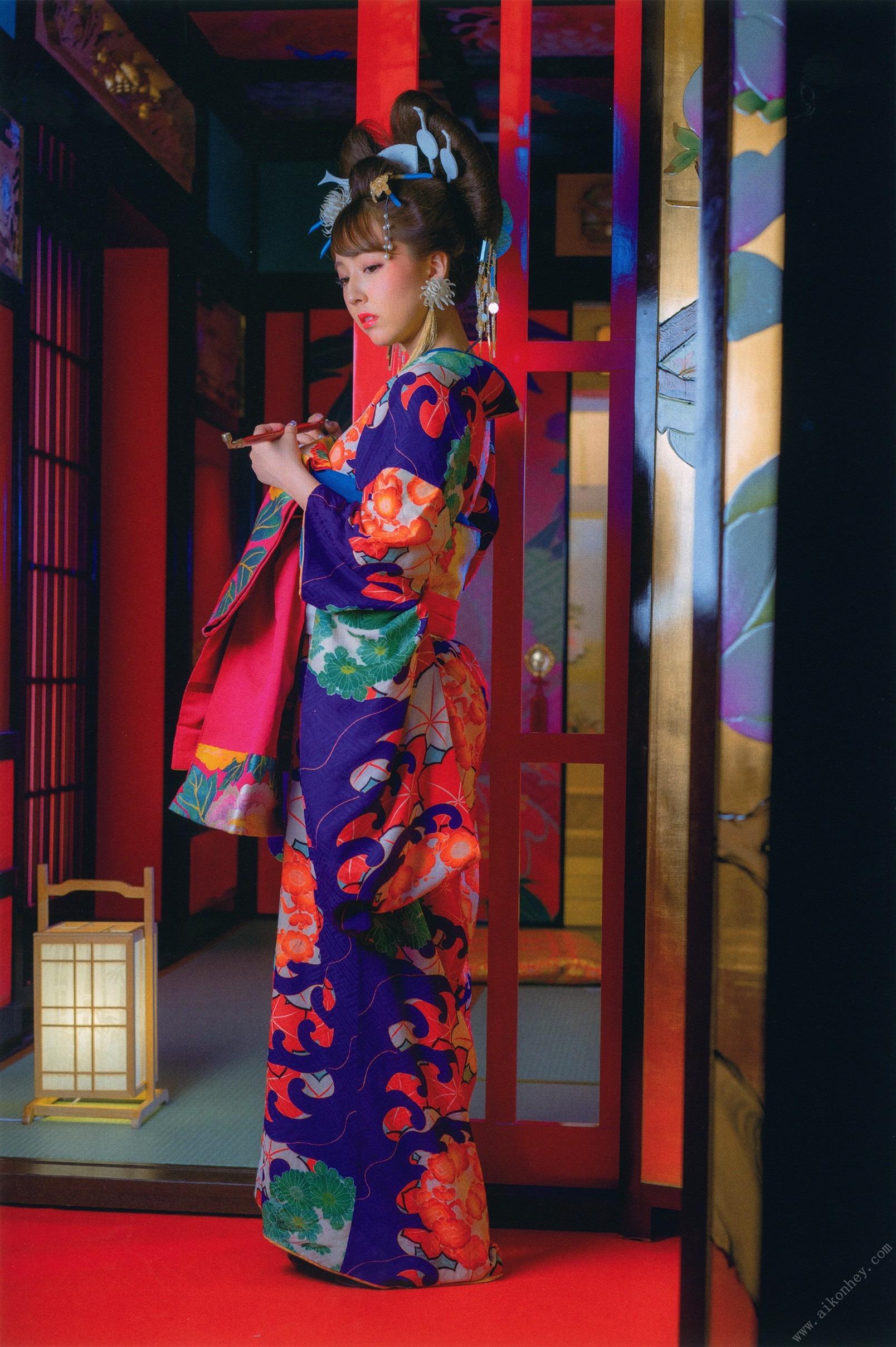 Yua Mikami - Oiran Photo Book "Washabi" 125P