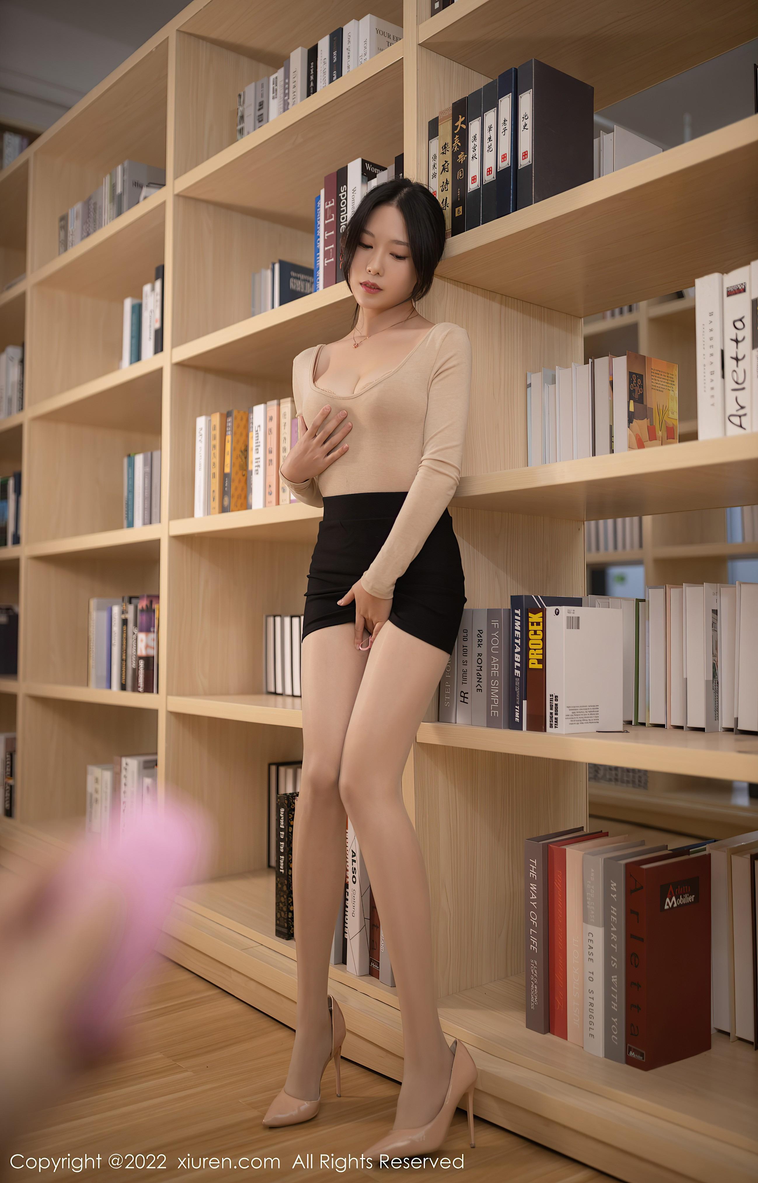 XIUREN] NO.4523 Đấu Nương Lợi Thế [98P