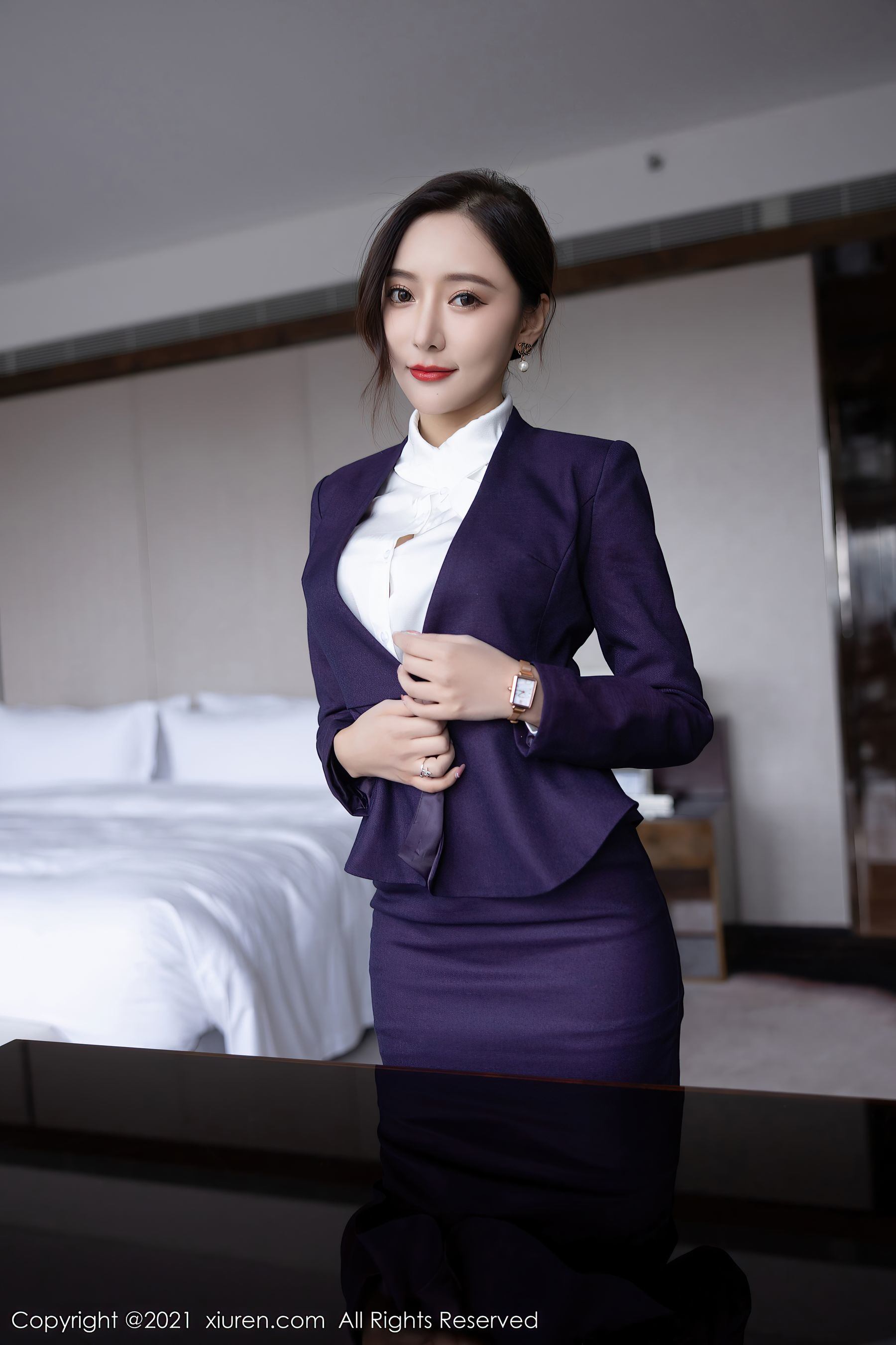 XiuRen No.4184 Wang Xinyao Yanni OL tất đen chân đẹp