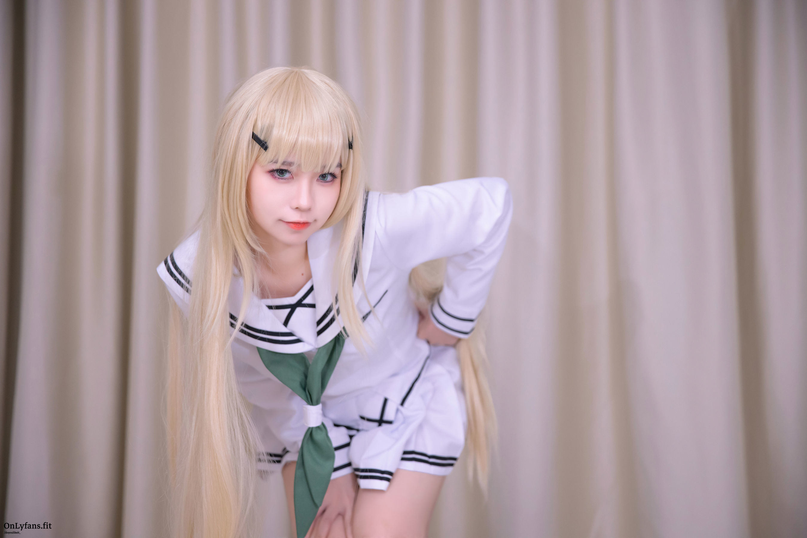 Net Red Cosplay] G44 Sẽ Không Bị Thương - Vạn Hoa Kính Chị Em Hoa