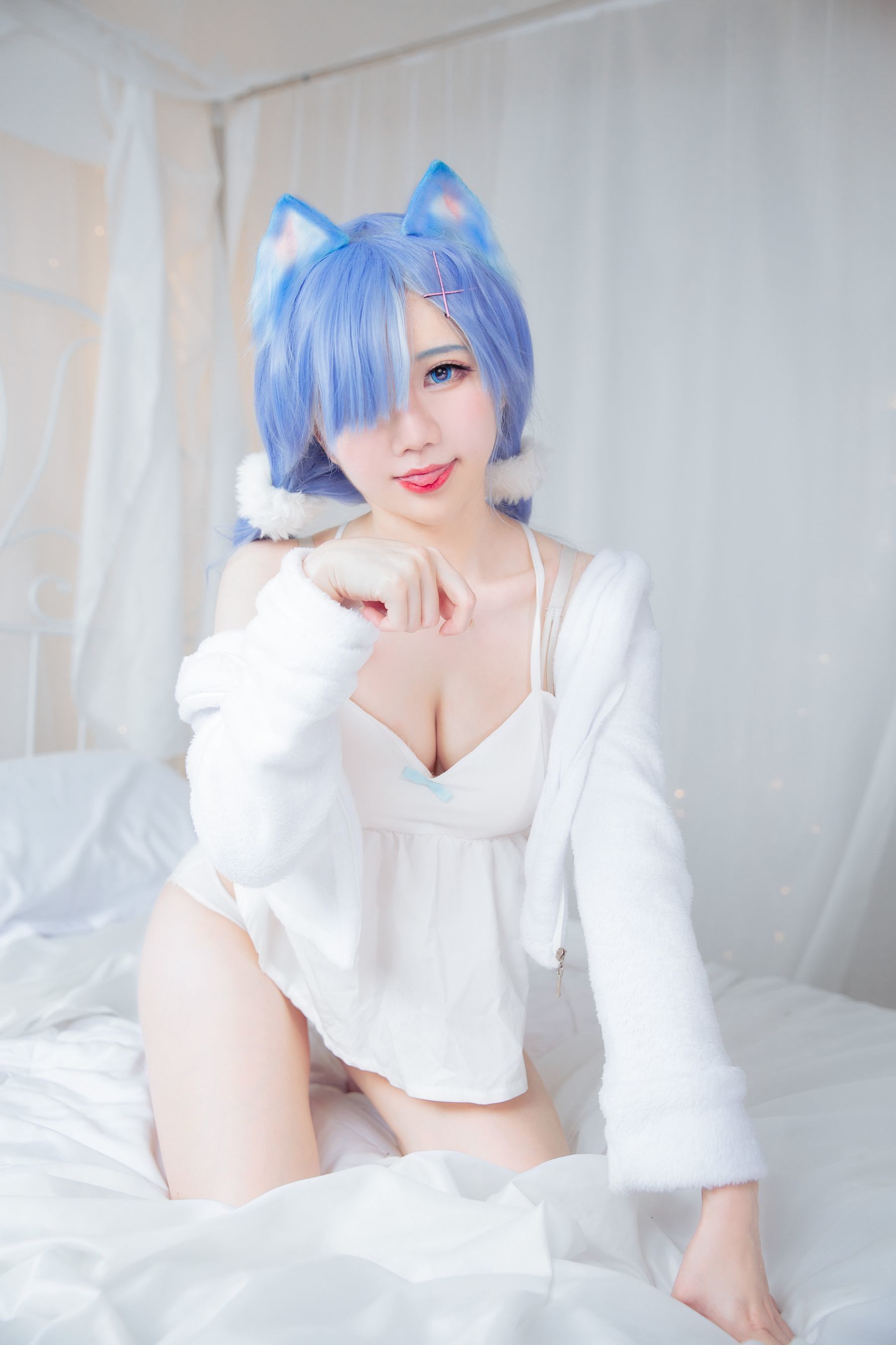Cosplay Người Mạng] Sally Dorasnow - Rem White Kitty
