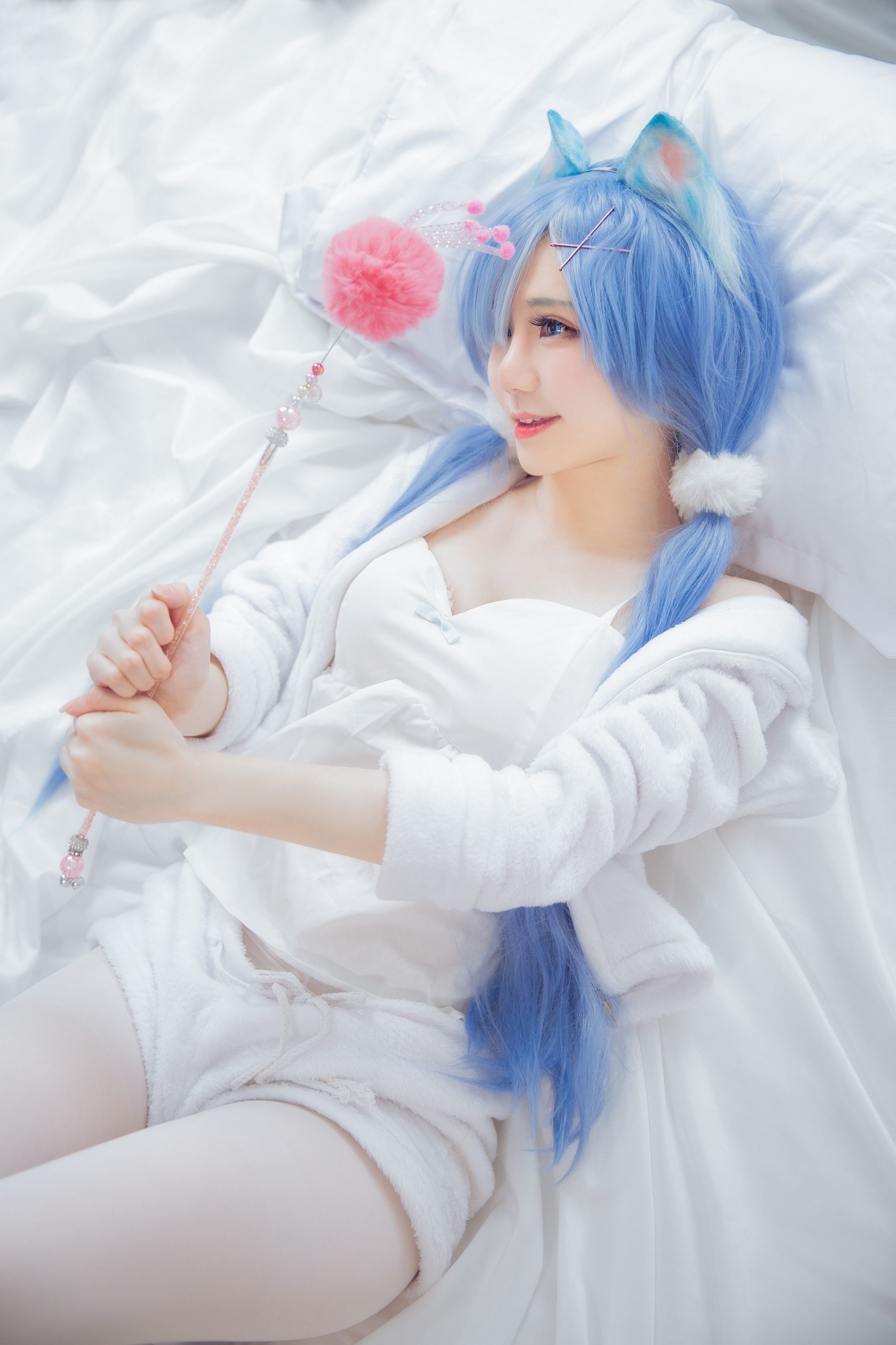 Cosplay Người Mạng] Sally Dorasnow - Rem White Kitty