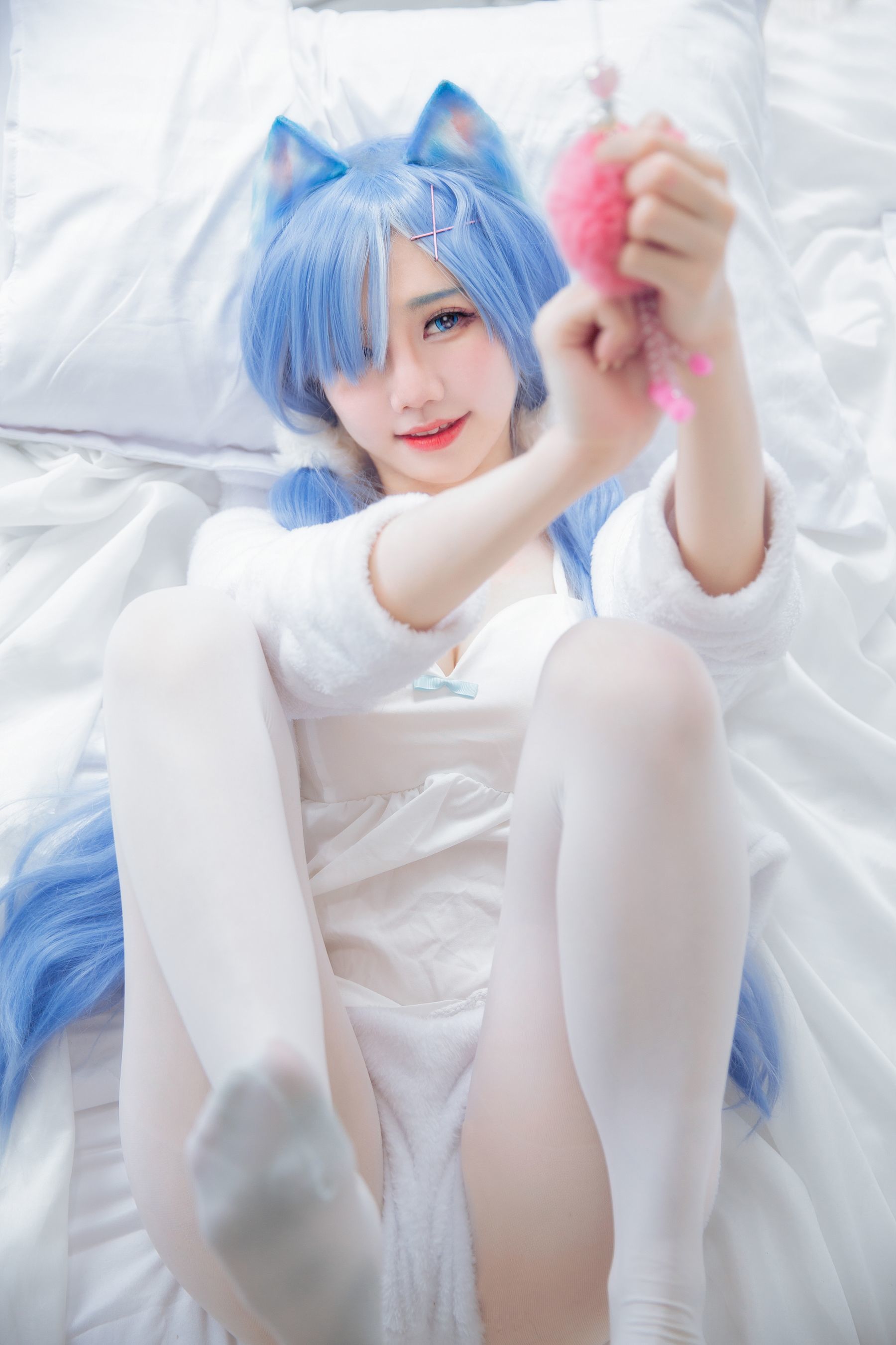 Cosplay Người Mạng] Sally Dorasnow - Rem White Kitty
