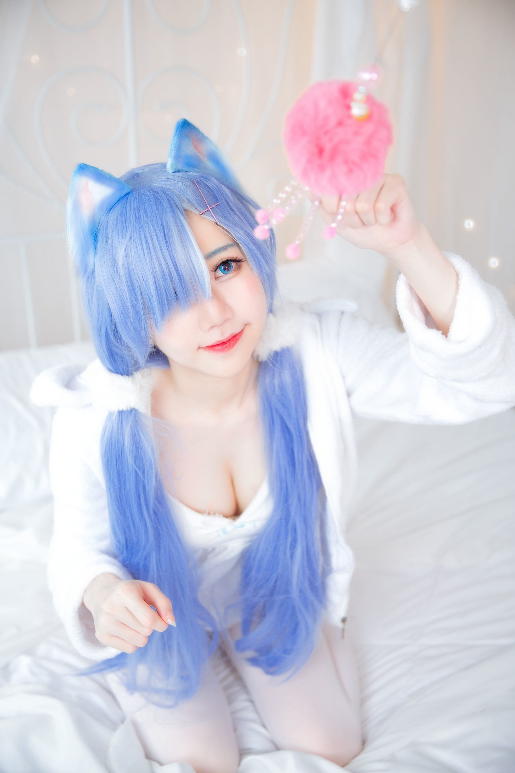 Cosplay Người Mạng] Sally Dorasnow - Rem White Kitty