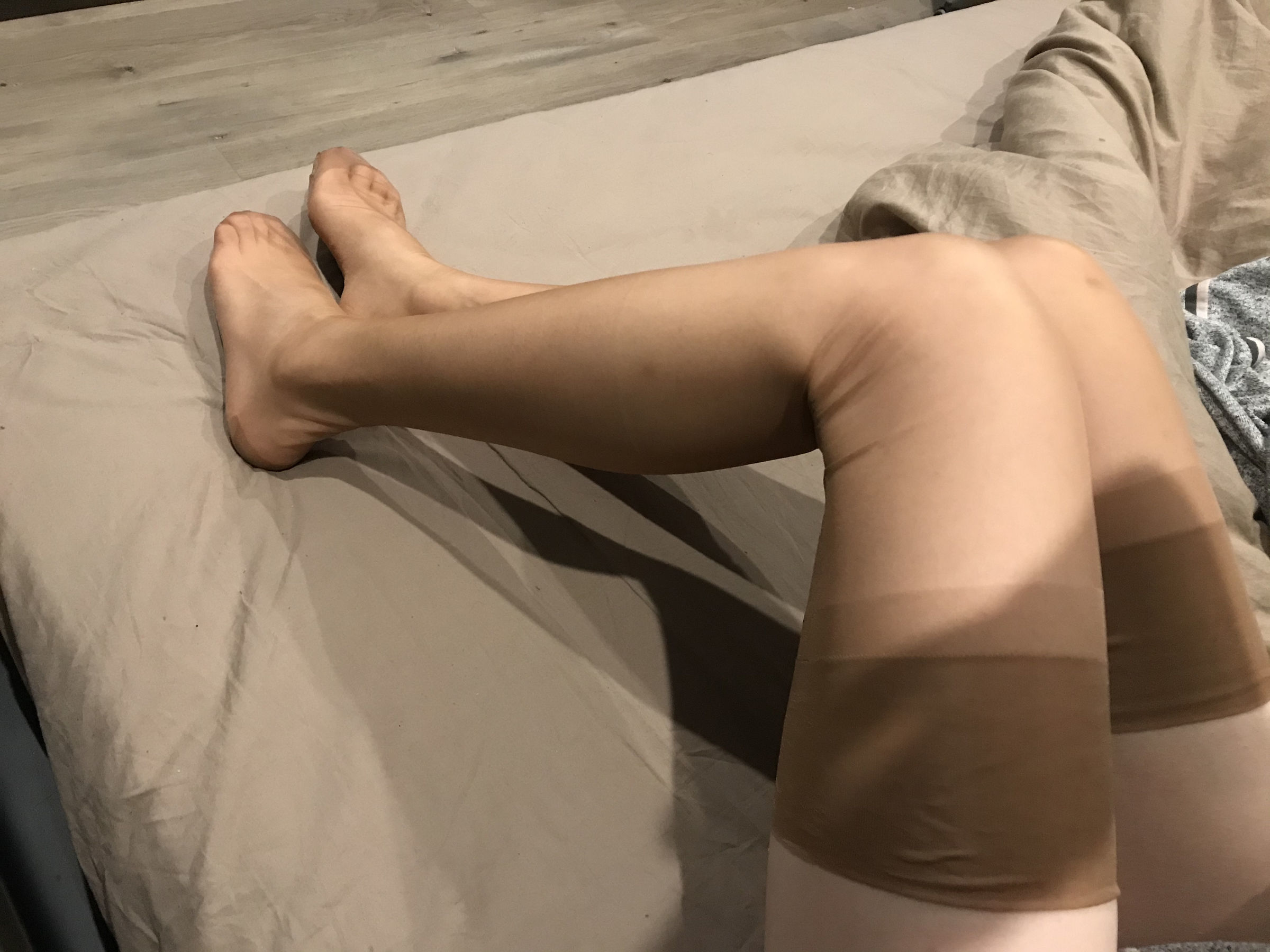 Foot Fetish Blogger Milu_Monroe March 28, 2020 Stockings Collection