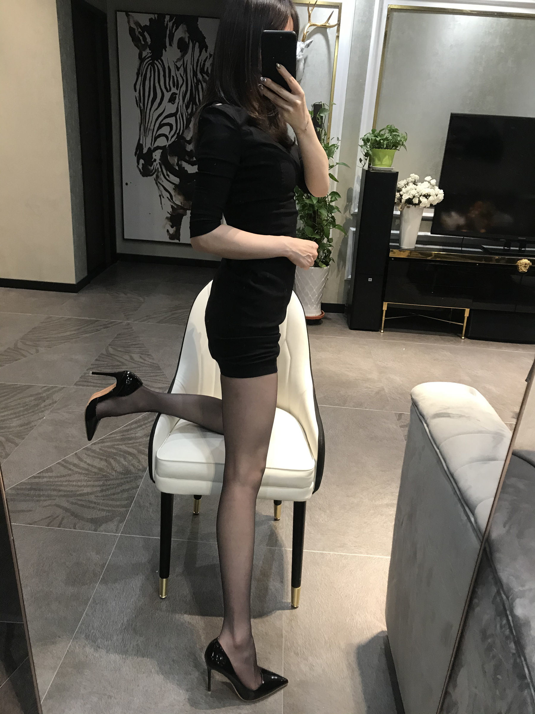 Blogger Sơ Túc Mê Lộc_Monroe 2020.04.02 Đen Sơ Tình