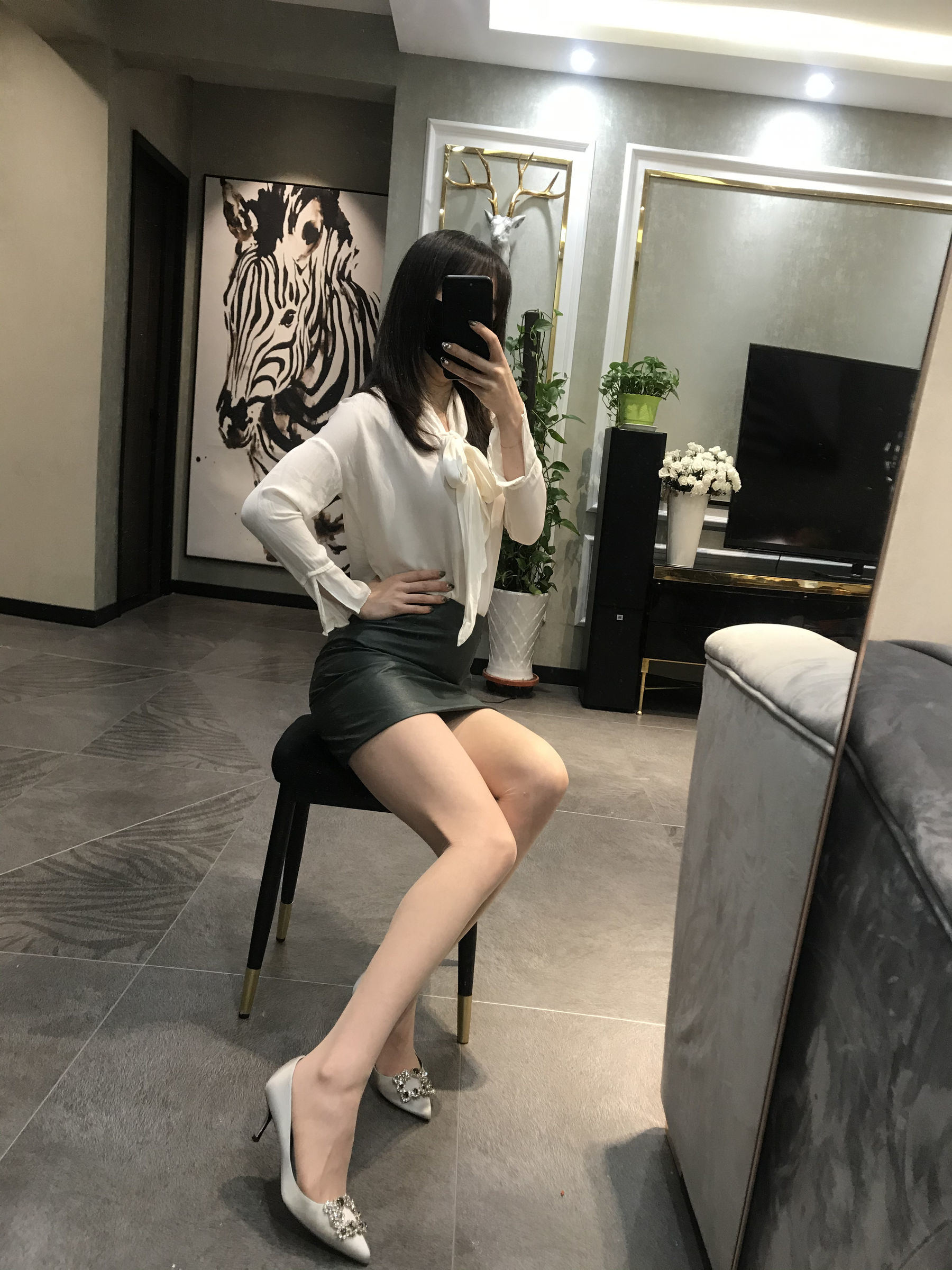絲足博主麋鹿_Monroe 2020.04.04 圓臀誘惑