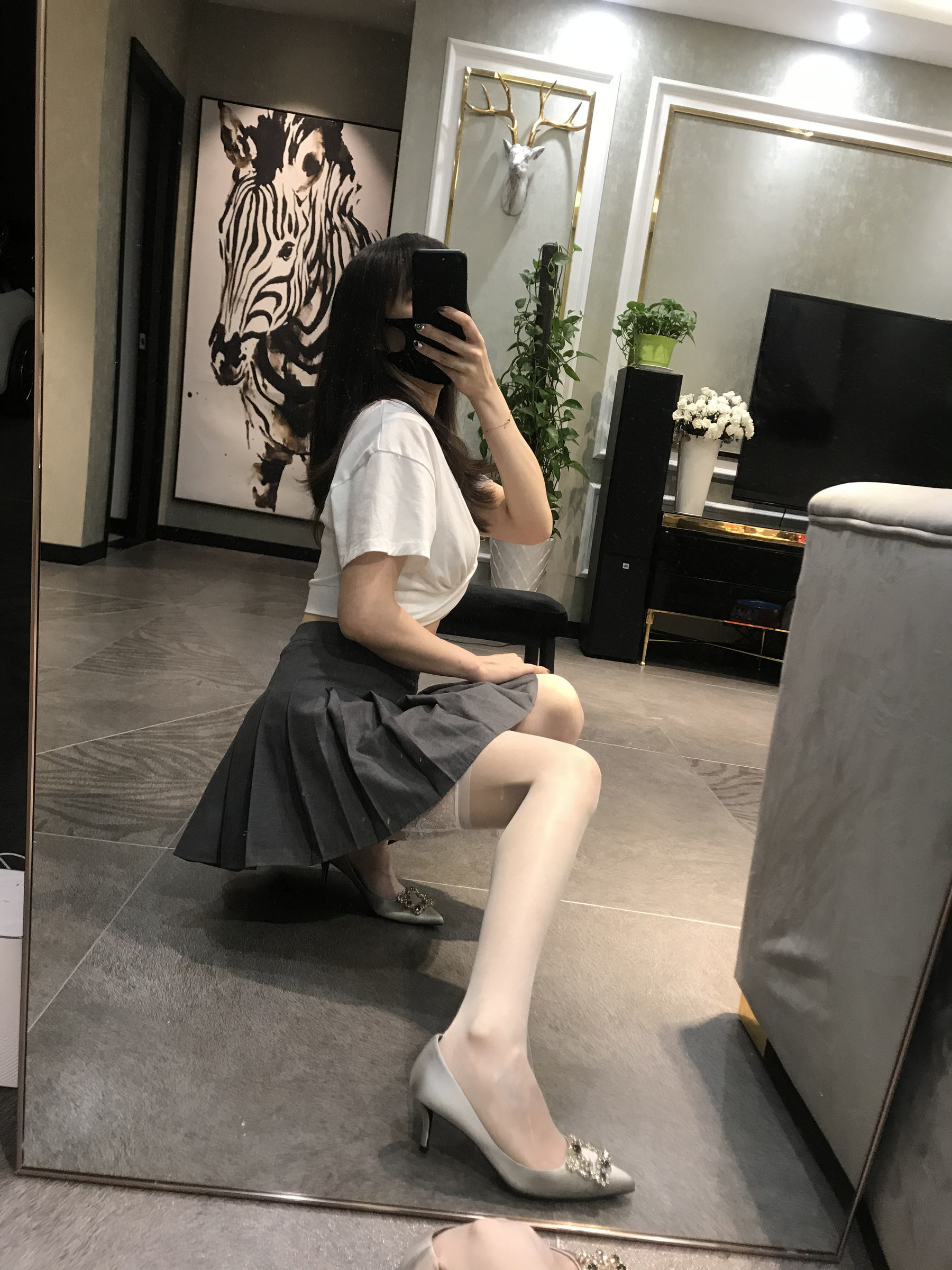 Blogger Sỹ Túc Milu_Monroe 2020.04.04 Vòng mông quyến rũ