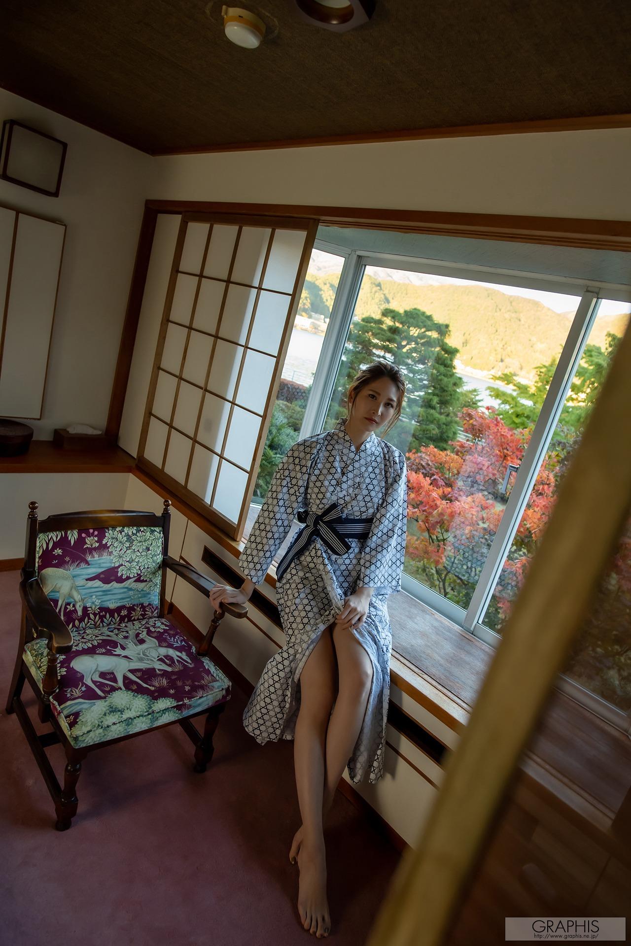 [Graphis] Gals – Mai Kanami 神菜美まい Classy [141P]