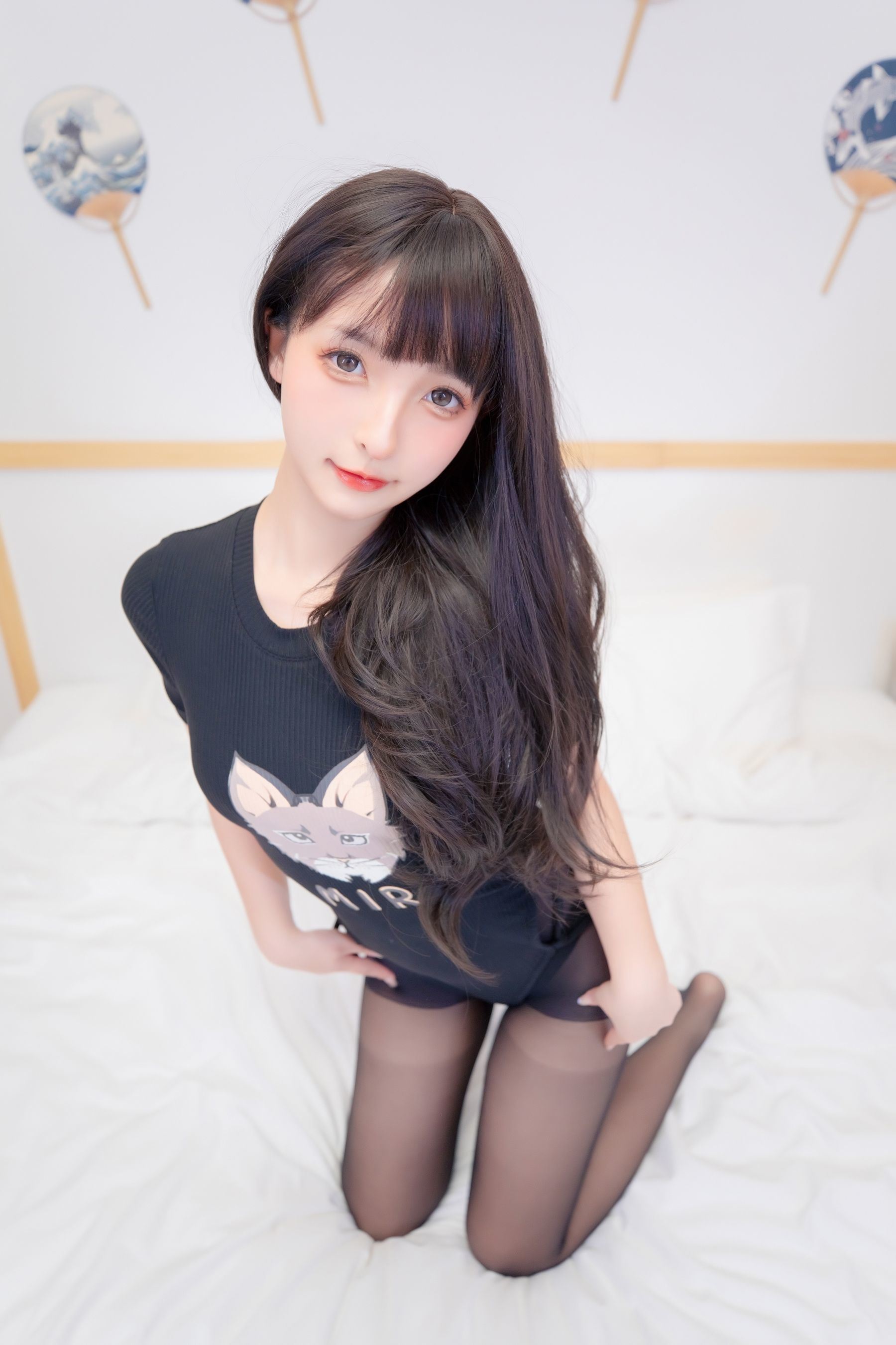 網紅COS] 蘿莉神樂板真冬 黑太狼