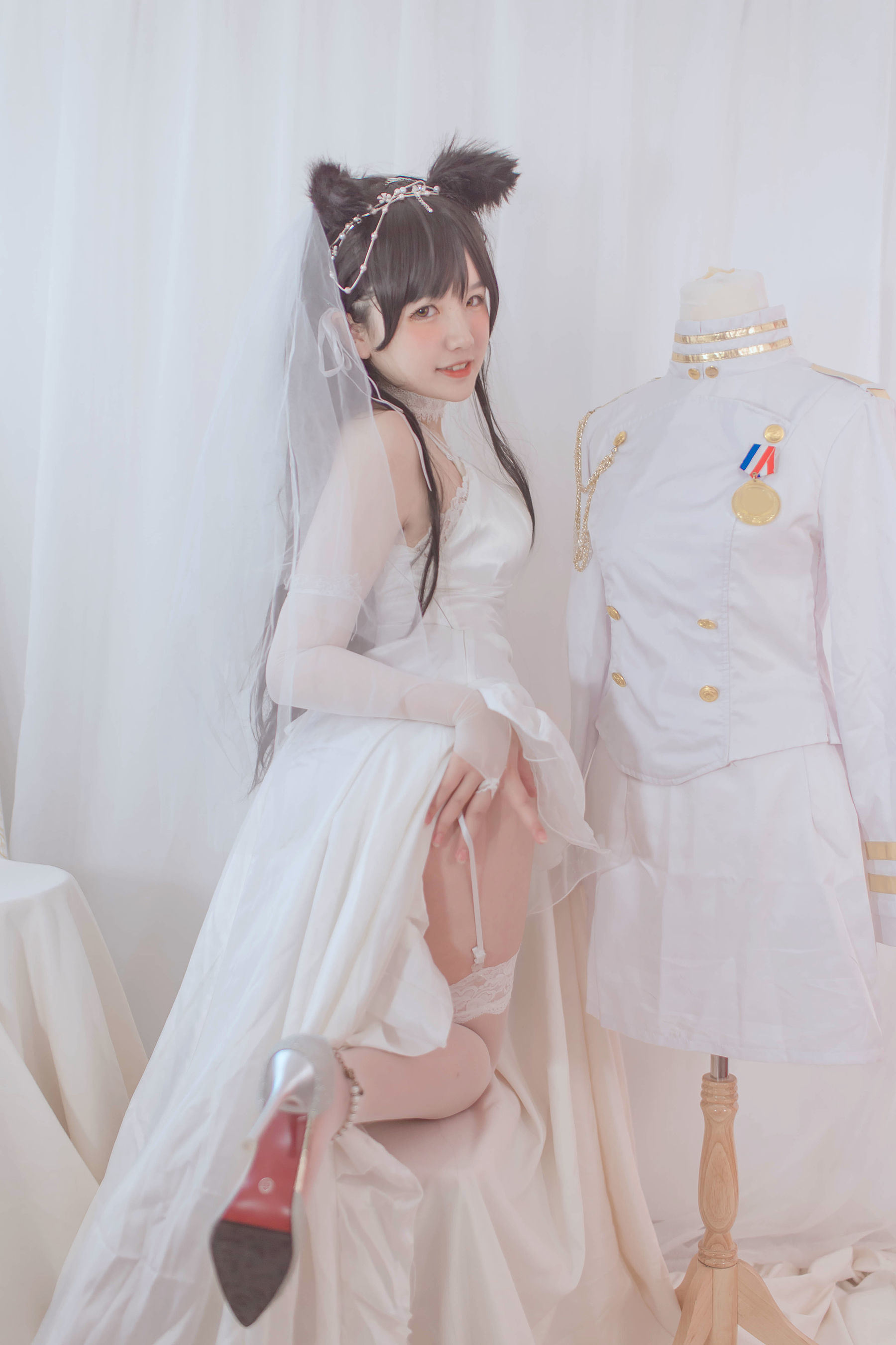 Cosplay Ngôi Sao Mạng] A Ban Hôm Nay Rất Vui Vẻ - Atago Váy Cưới