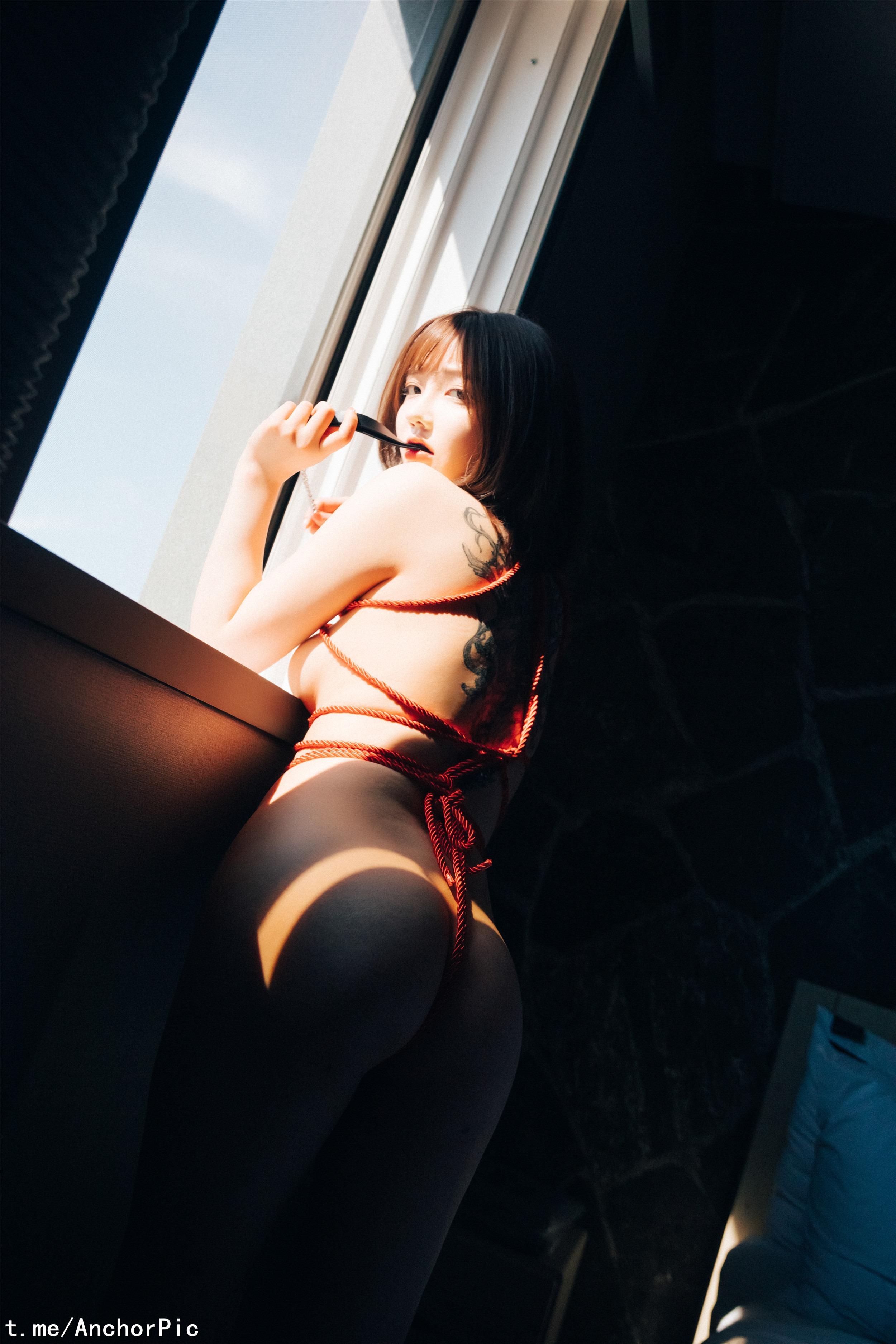 ลูซี] ซอน เยอึน – SM CarXXX [118P