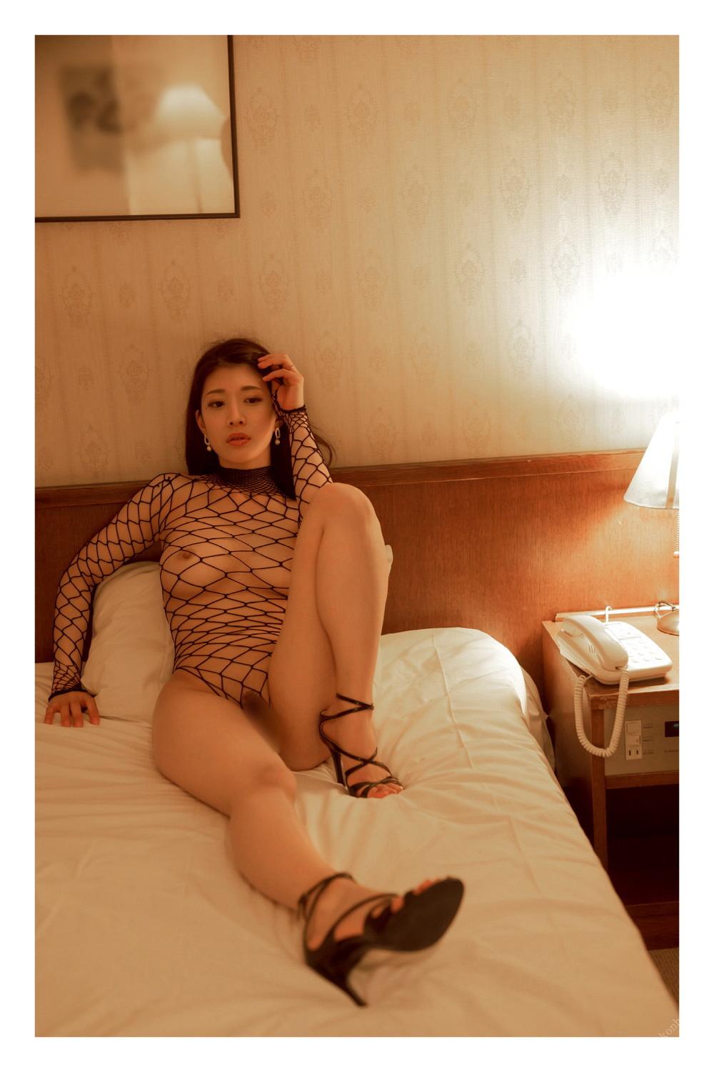 Giai Điệu Của Sự Vui Thú Ariga Minaho [Tập Ảnh Gravure] 115 Trang