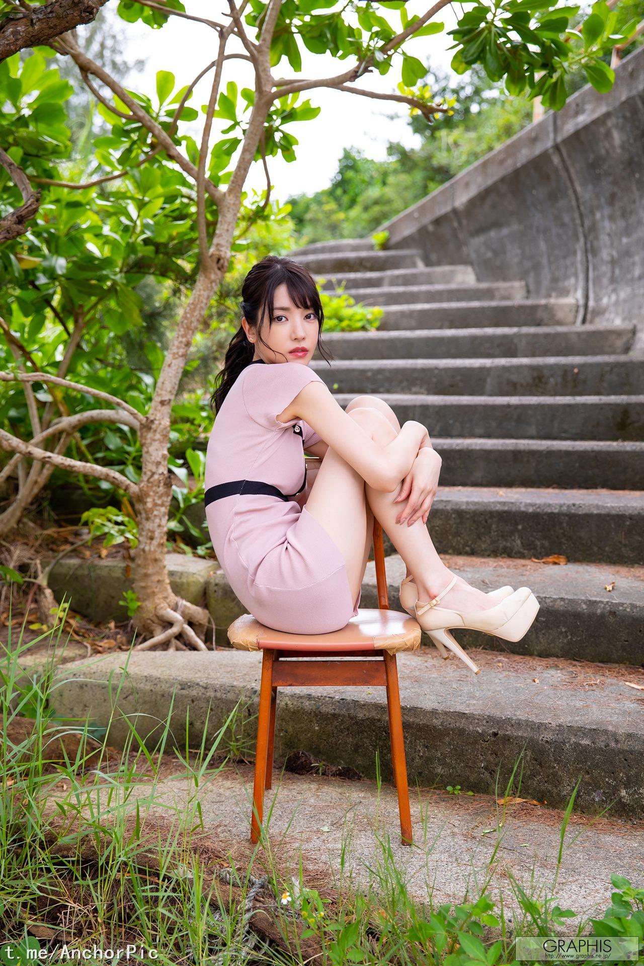 Graphis] Gals – Karen Kaede 楓カレン «Tour Nhiệt Đới!» 141P