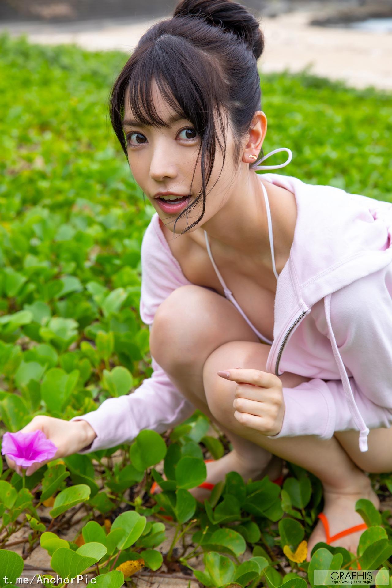 [Graphis] Gals – Karen Kaede 楓カレン「Tropical Tour!」141P