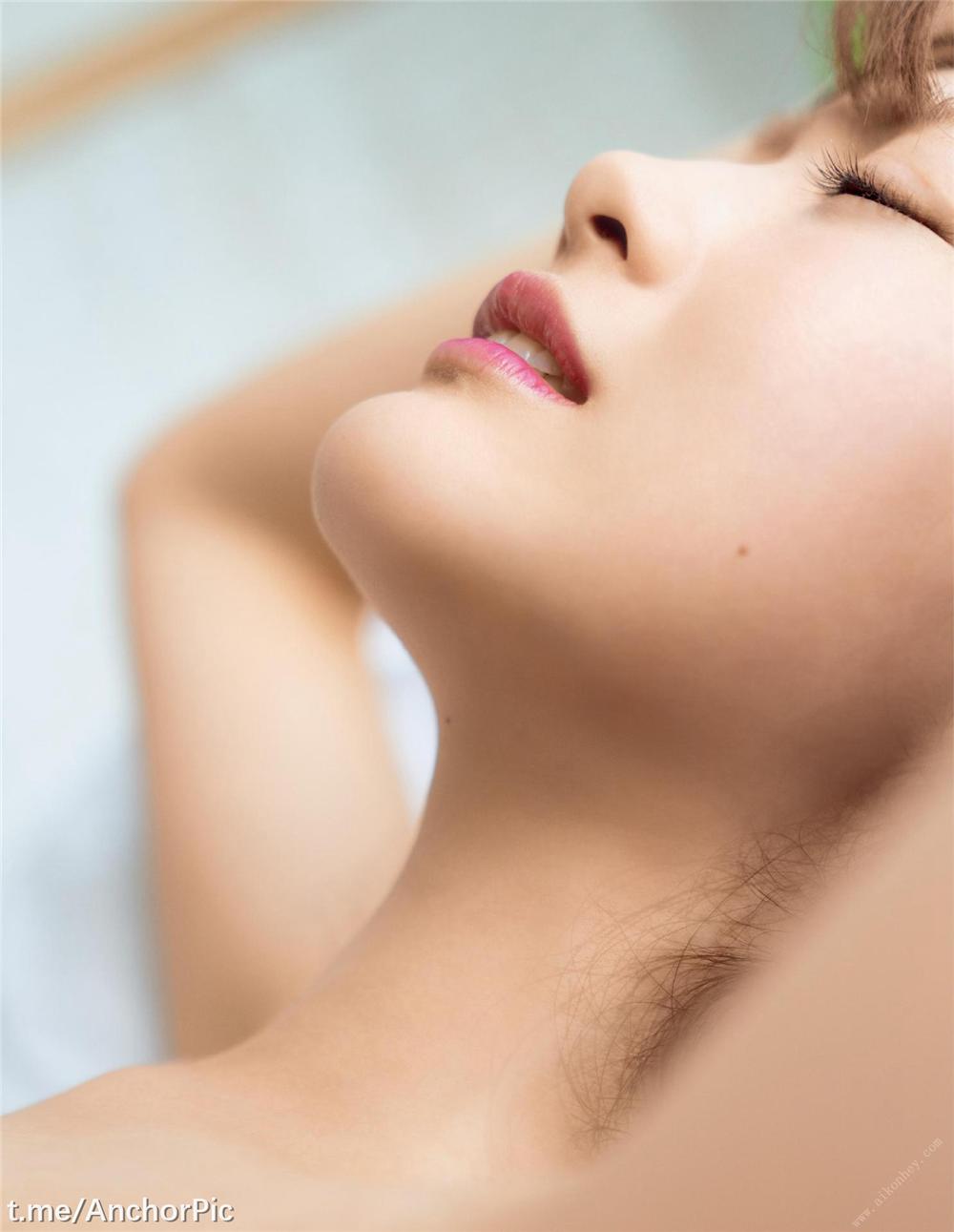相沢みなみ 1st 写真集 [110P