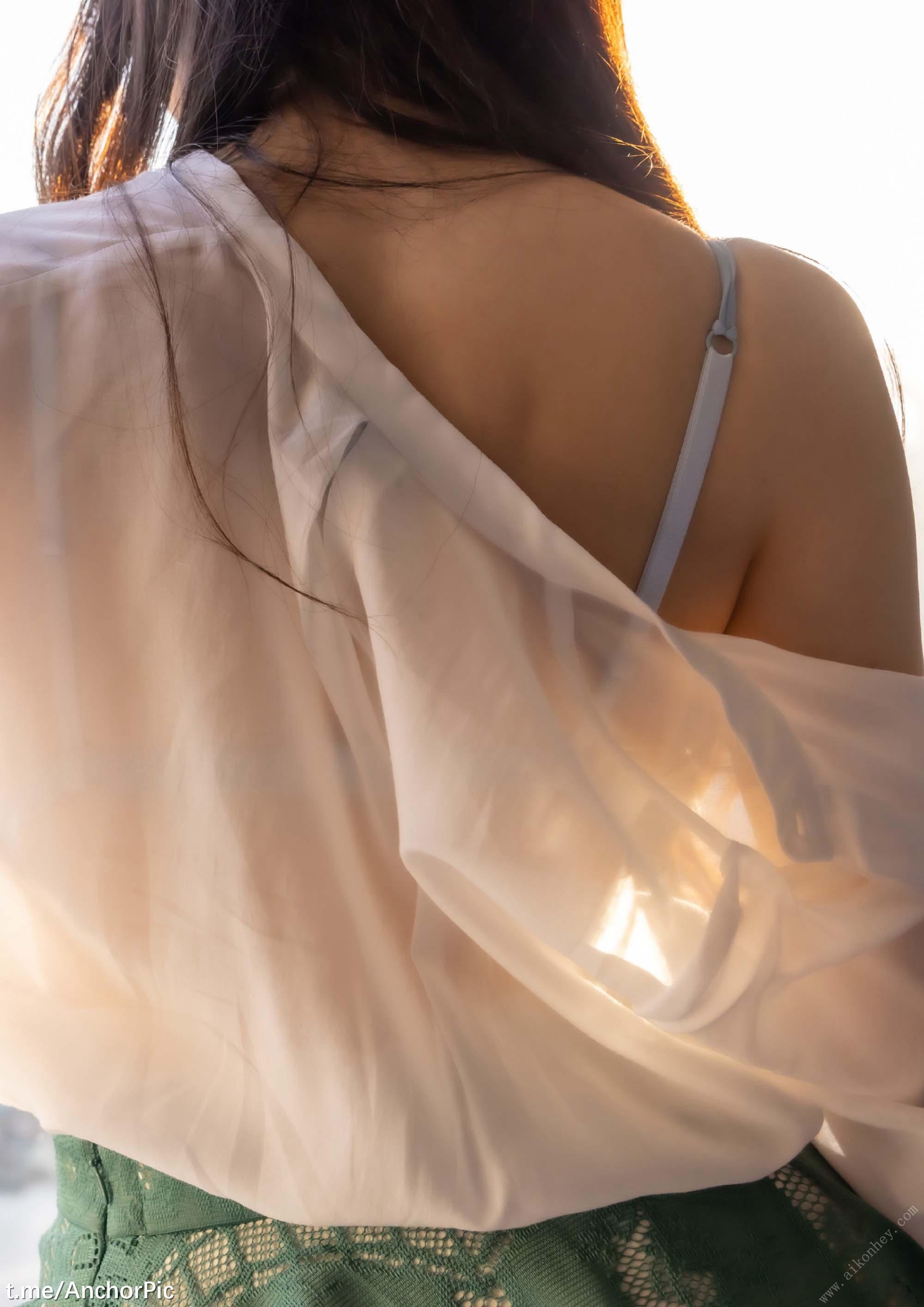 小野夕子 デジタル写真集「無機質な女」122P