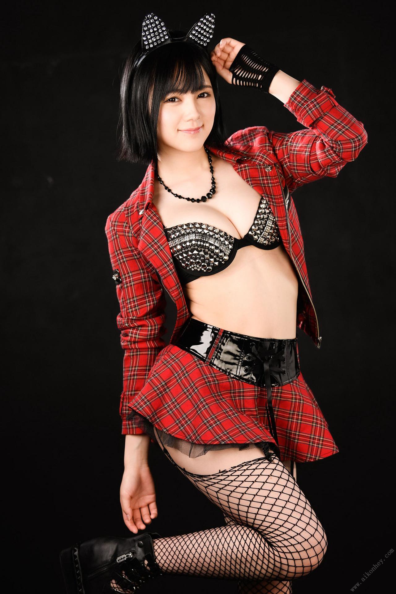PRESTIGE POSE MESSAGE 02 涼森れむ 87P