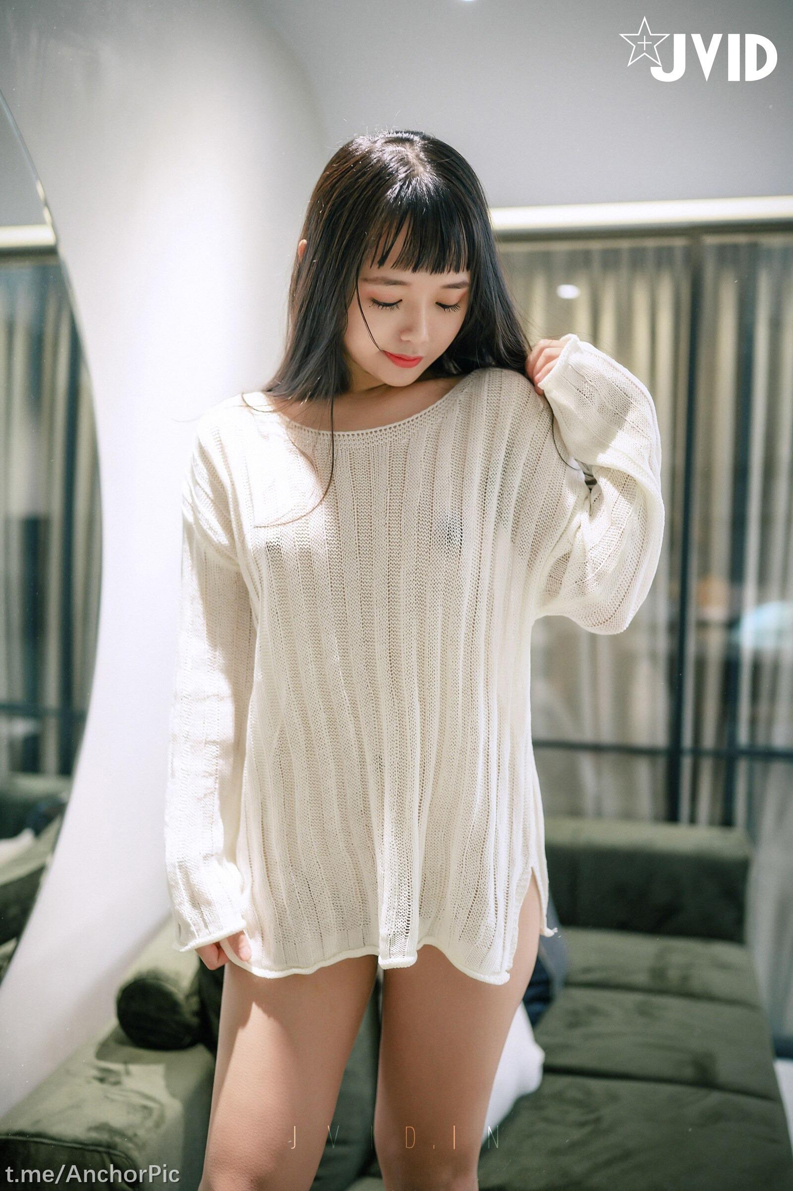 JVID] Ye Simin × Jia Jia Miao - Seducing the Big Brother Who Repairs the TV 113P
