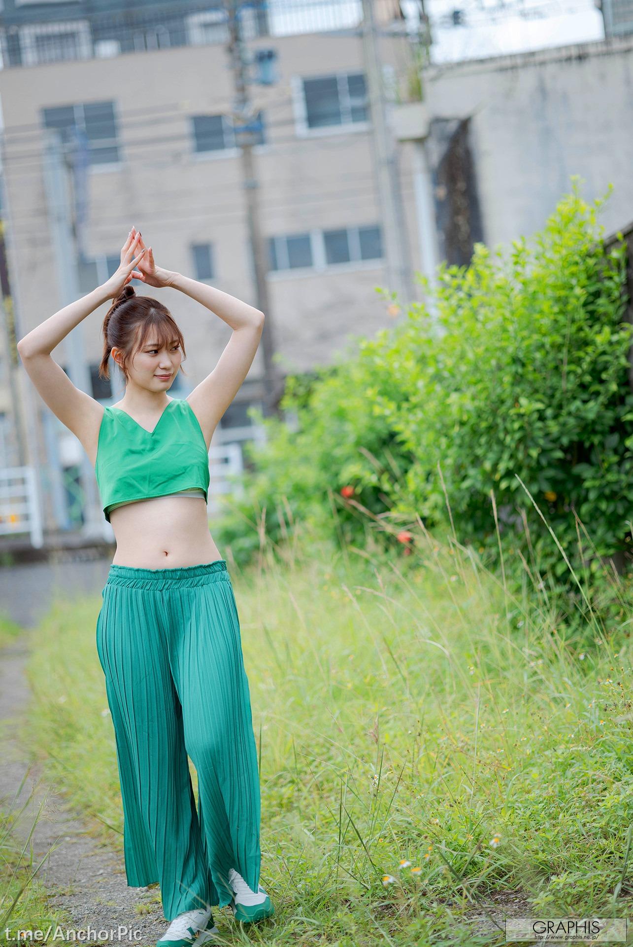 Graphis] ギャルズ – 美谷朱里 「ラヴィッシュ」 141P