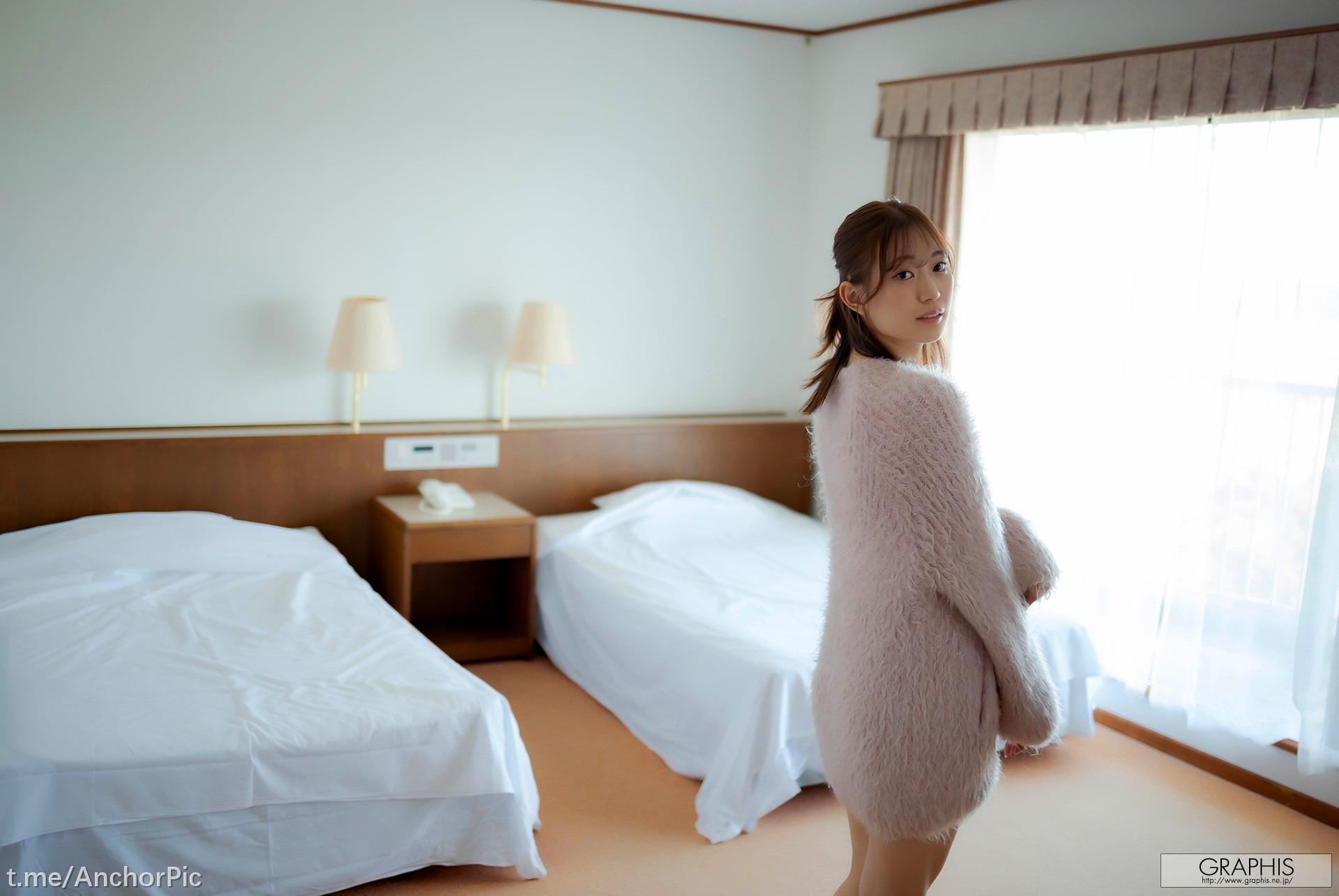Graphis] Gals – Akari Mitani 美谷朱里 "Ravish" 141P