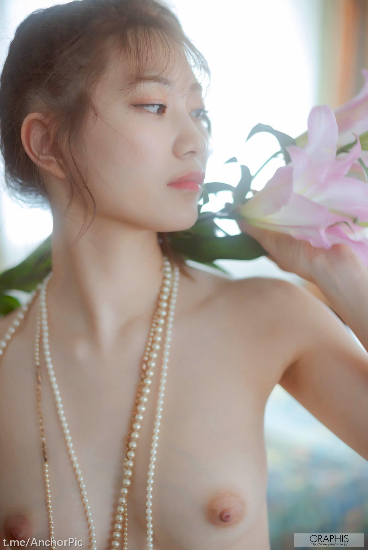 Graphis] Gals – Akari Mitani 美谷朱里 "Ravish" 141P