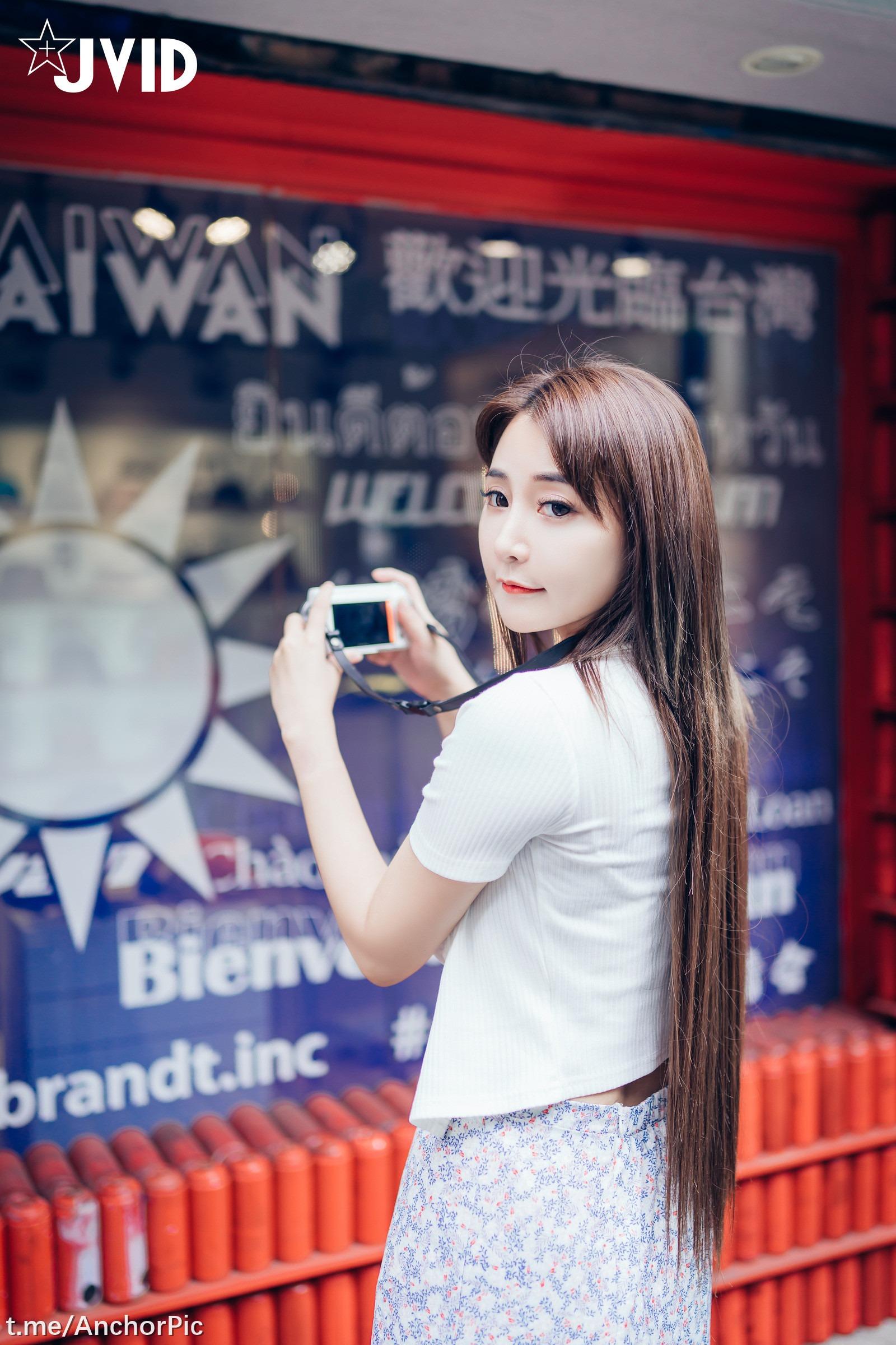 JVID] Le Le - The camera that allows men and women to swap bodies 125P