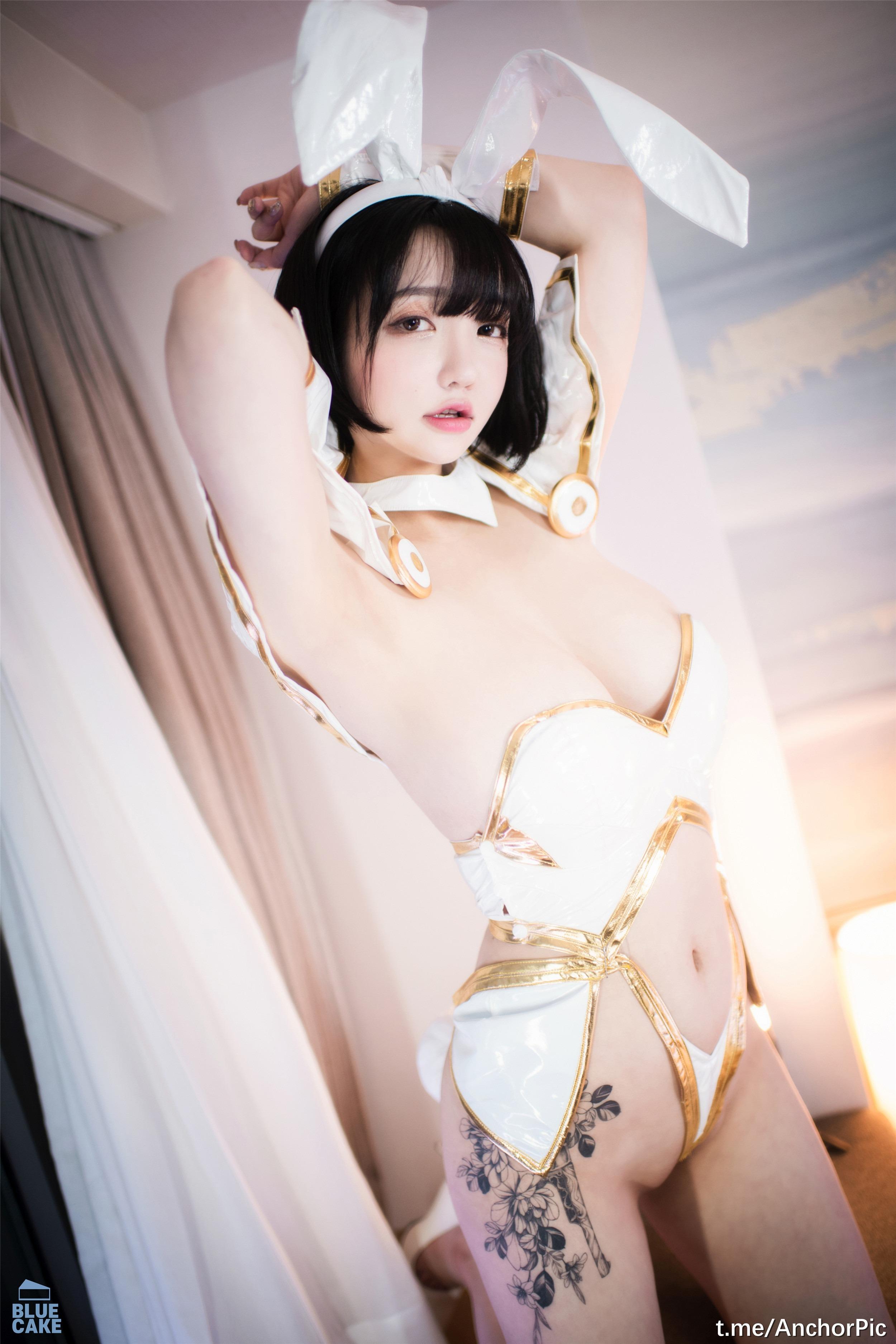 藍蛋糕] 藝恩 - 班尼盧XXX [98P