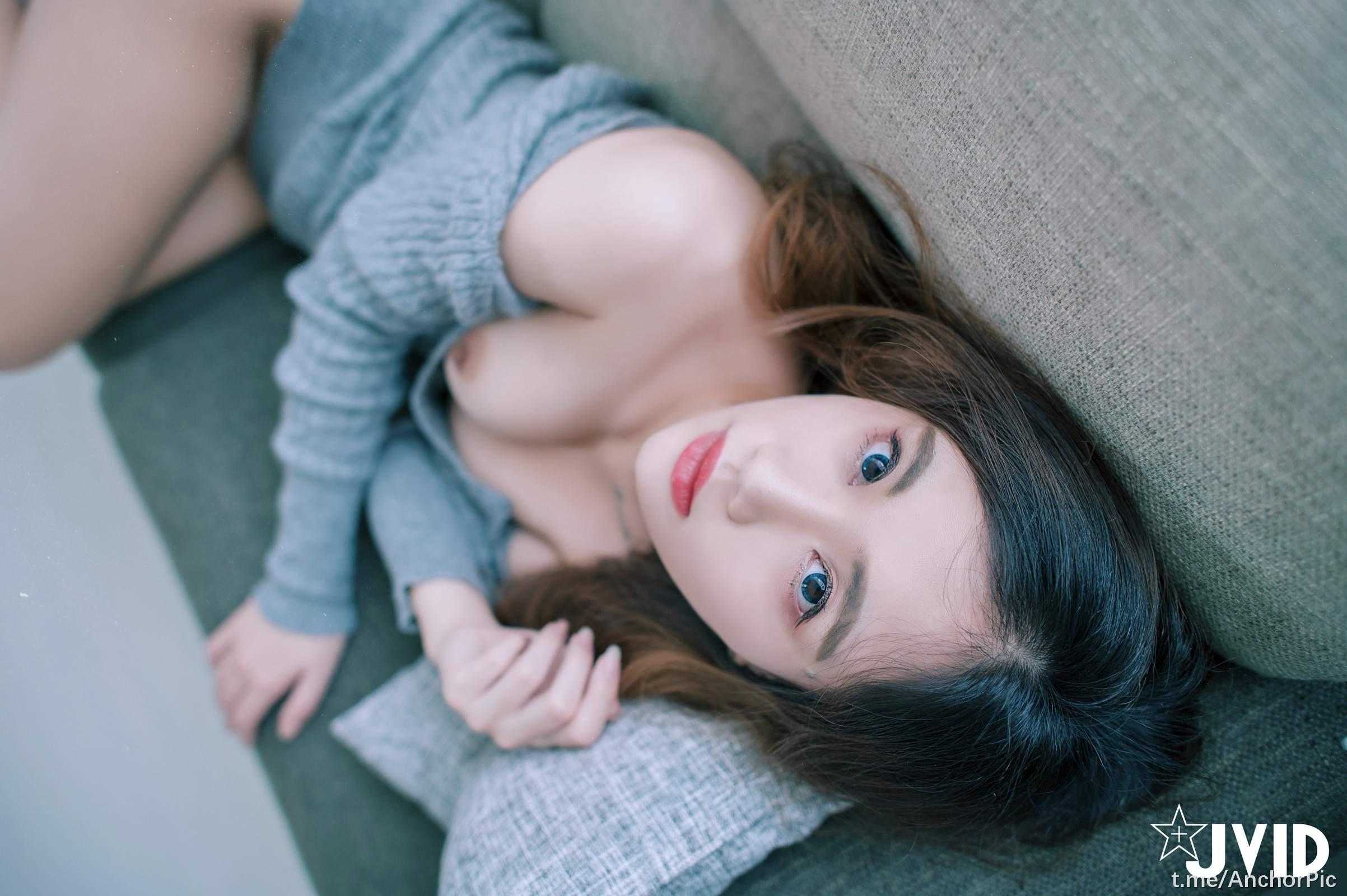 JVID] 제시카 - 친구 집에 고양이 보러 갔을 때 강제 절정 93P