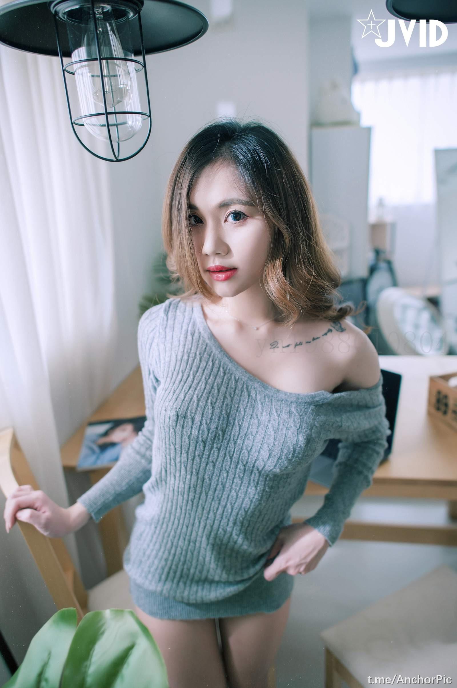 JVID] 제시카 - 친구 집에 고양이 보러 갔을 때 강제 절정 93P