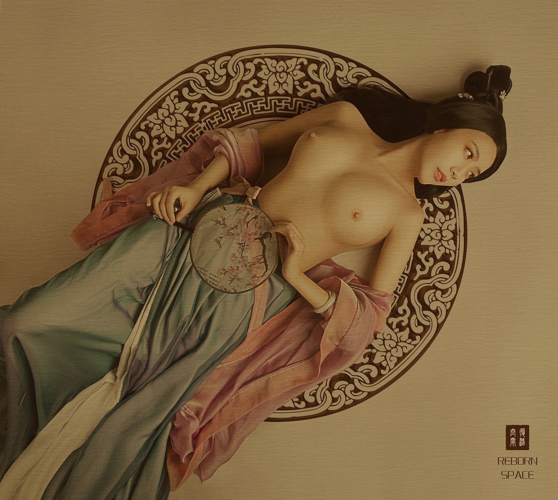 推特極品女神靈兒大尺度私拍流出 97P