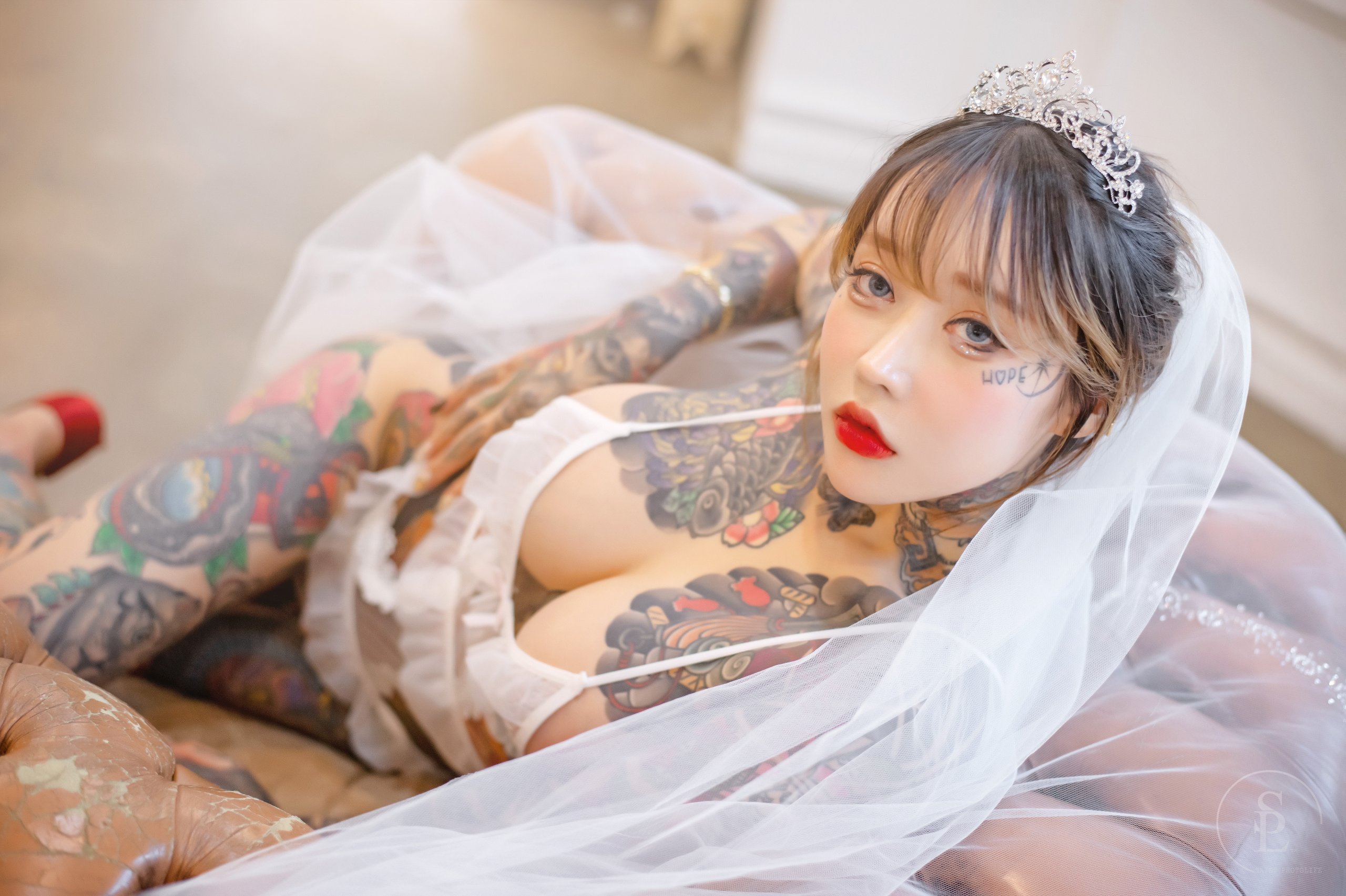 SAINT Photolife - Yoko Vol. 01 - Cat Bride