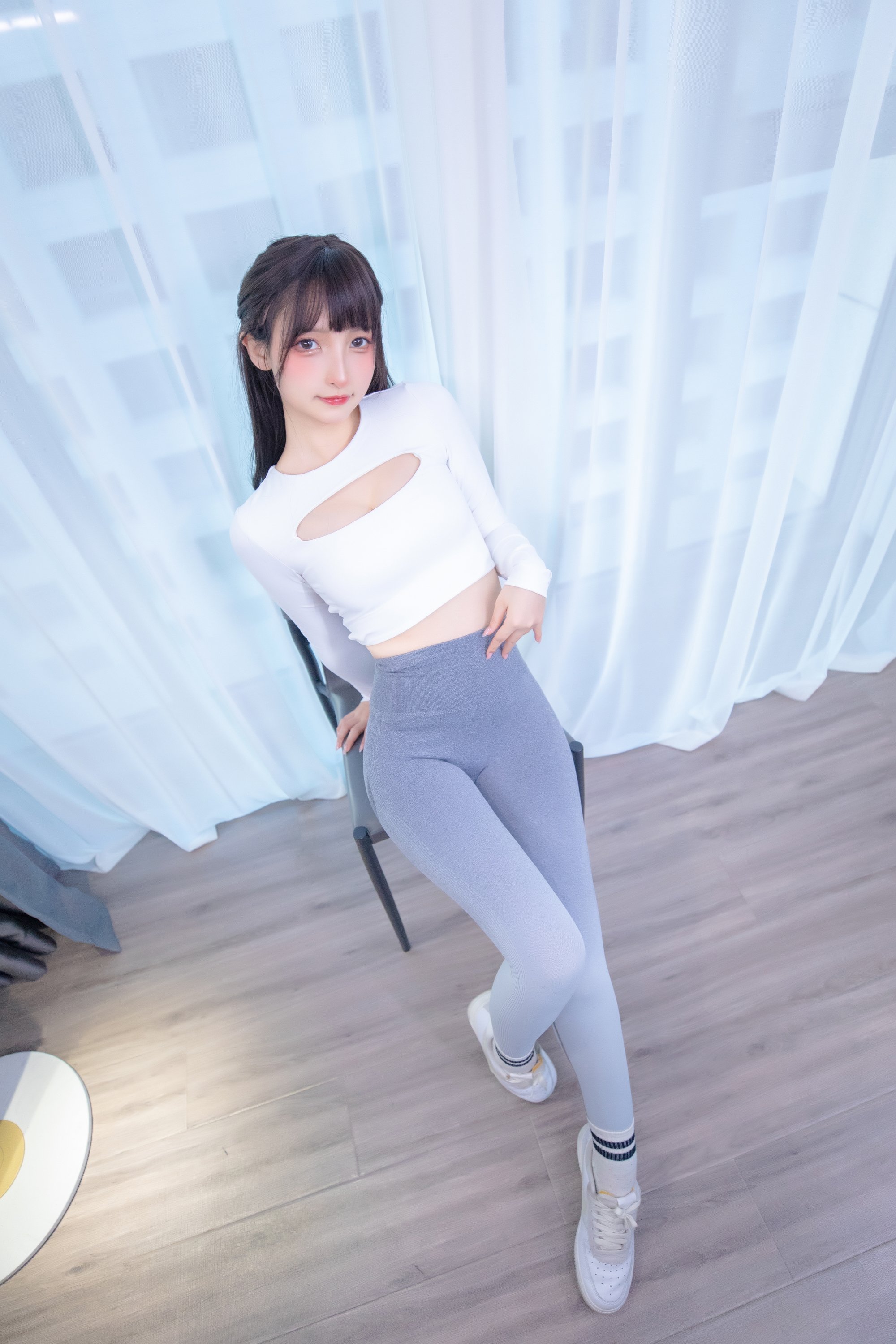 神樂坂真冬 - No.90 瑜伽少女
