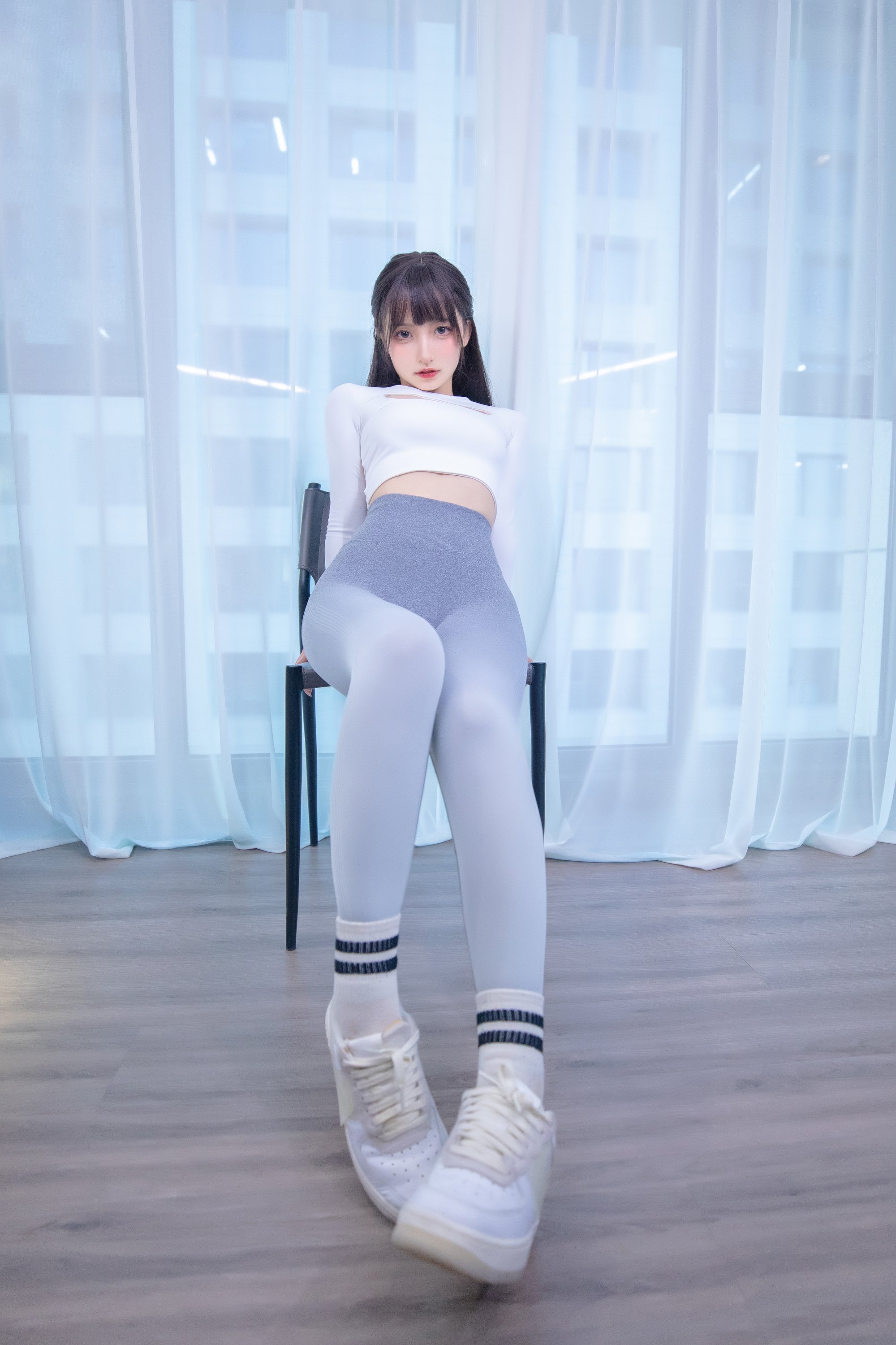 神樂坂真冬 - No.90 瑜伽少女