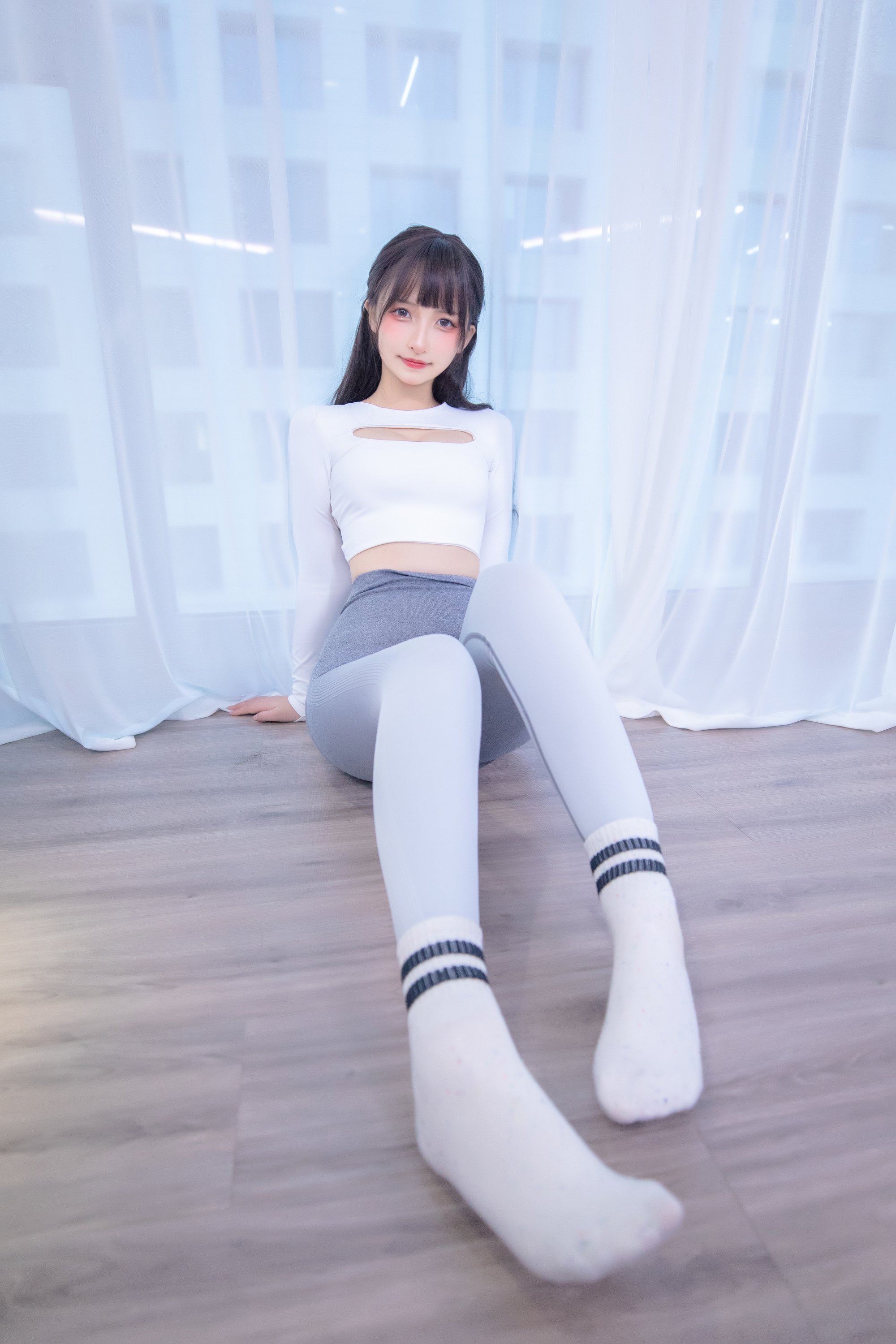 神樂坂真冬 - No.90 瑜伽少女