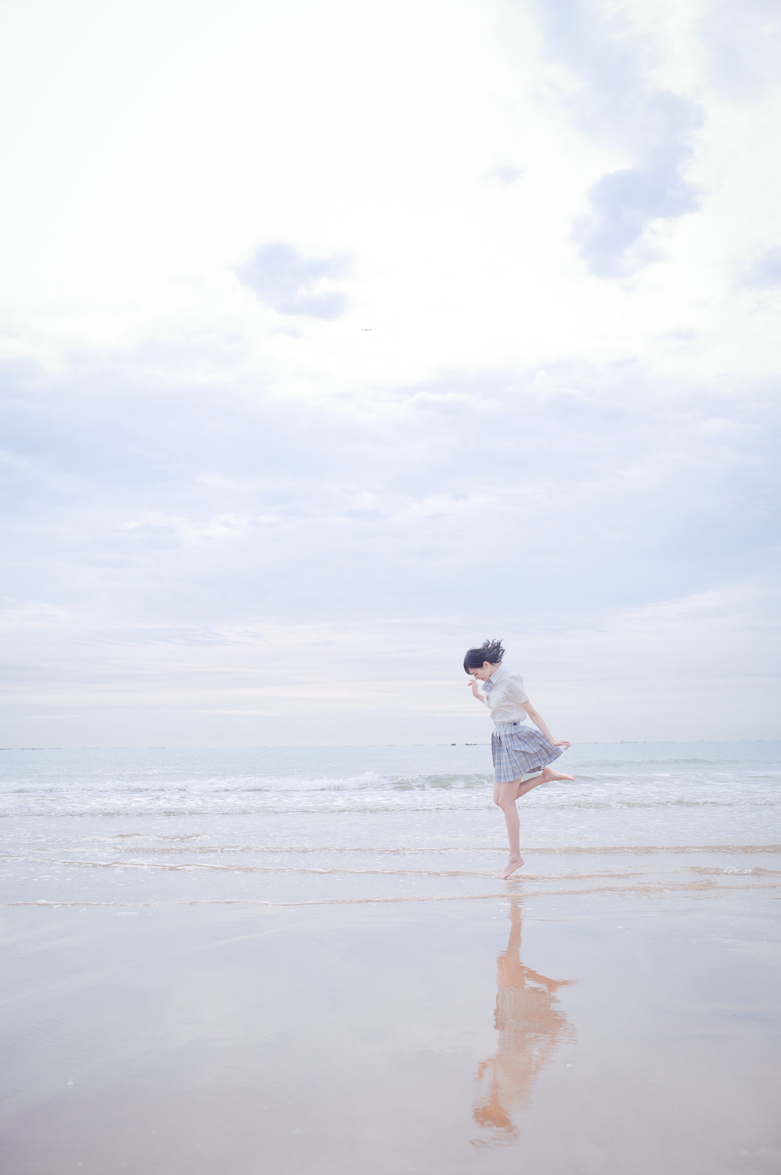 周嘰是可愛兔兔 - 海邊JK