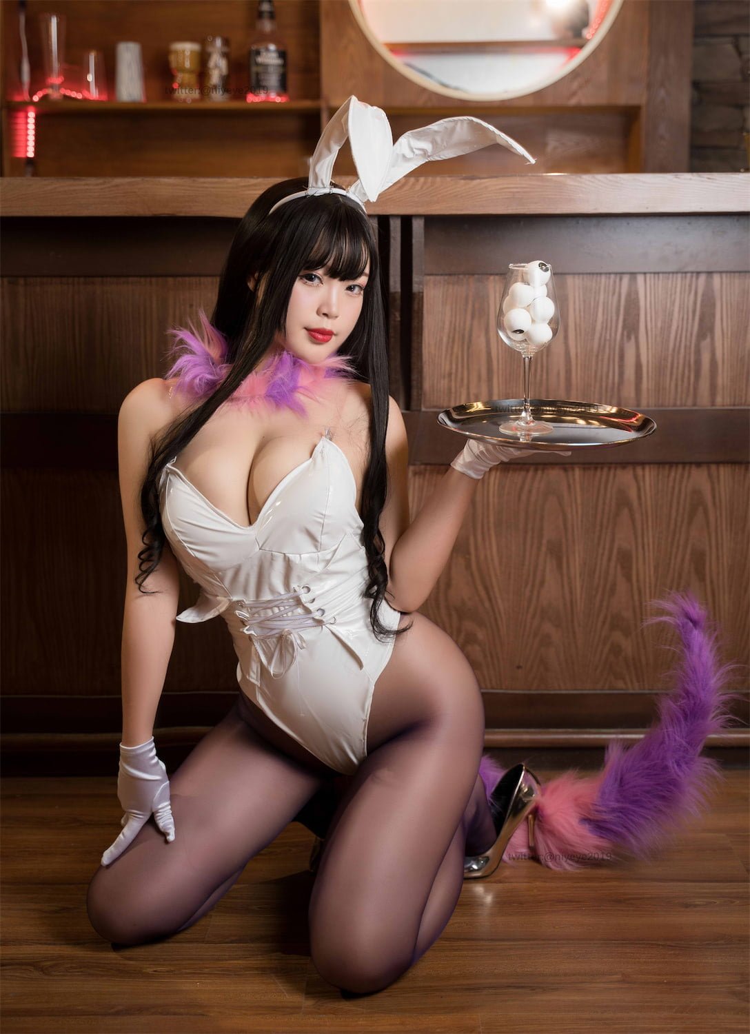 白烨烨 - 恶魔姐姐兔女郎