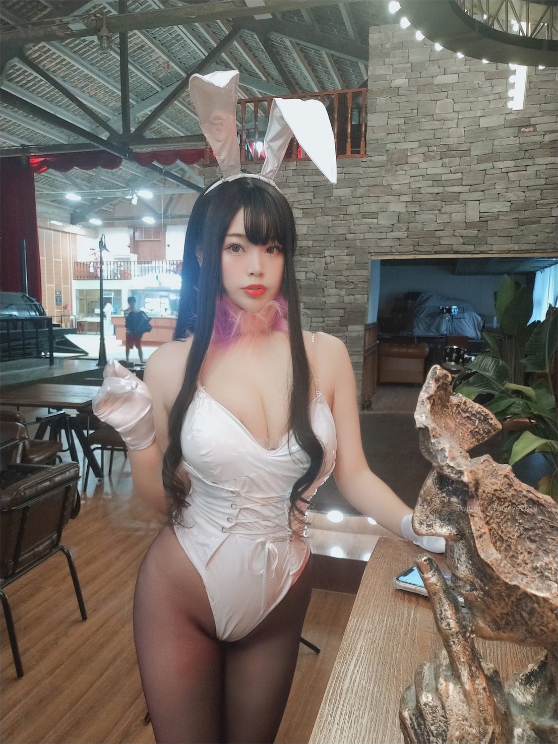 白烨烨 - 恶魔姐姐兔女郎