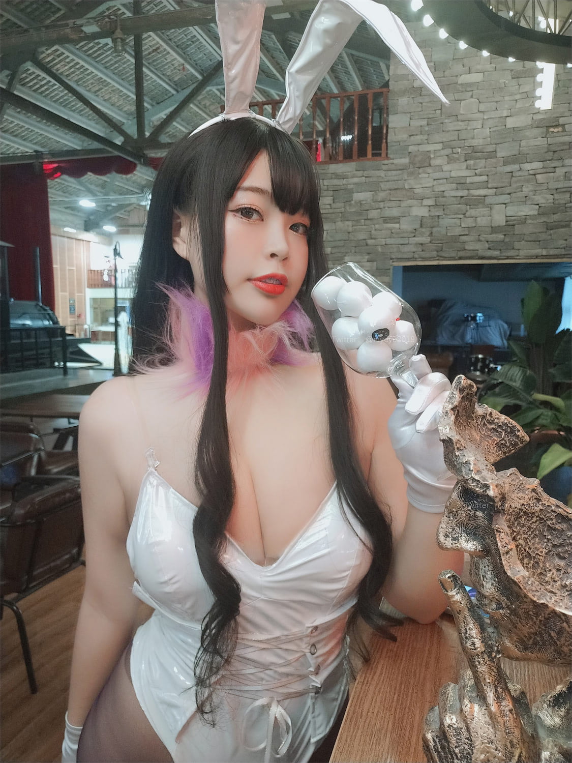 白烨烨 - 恶魔姐姐兔女郎
