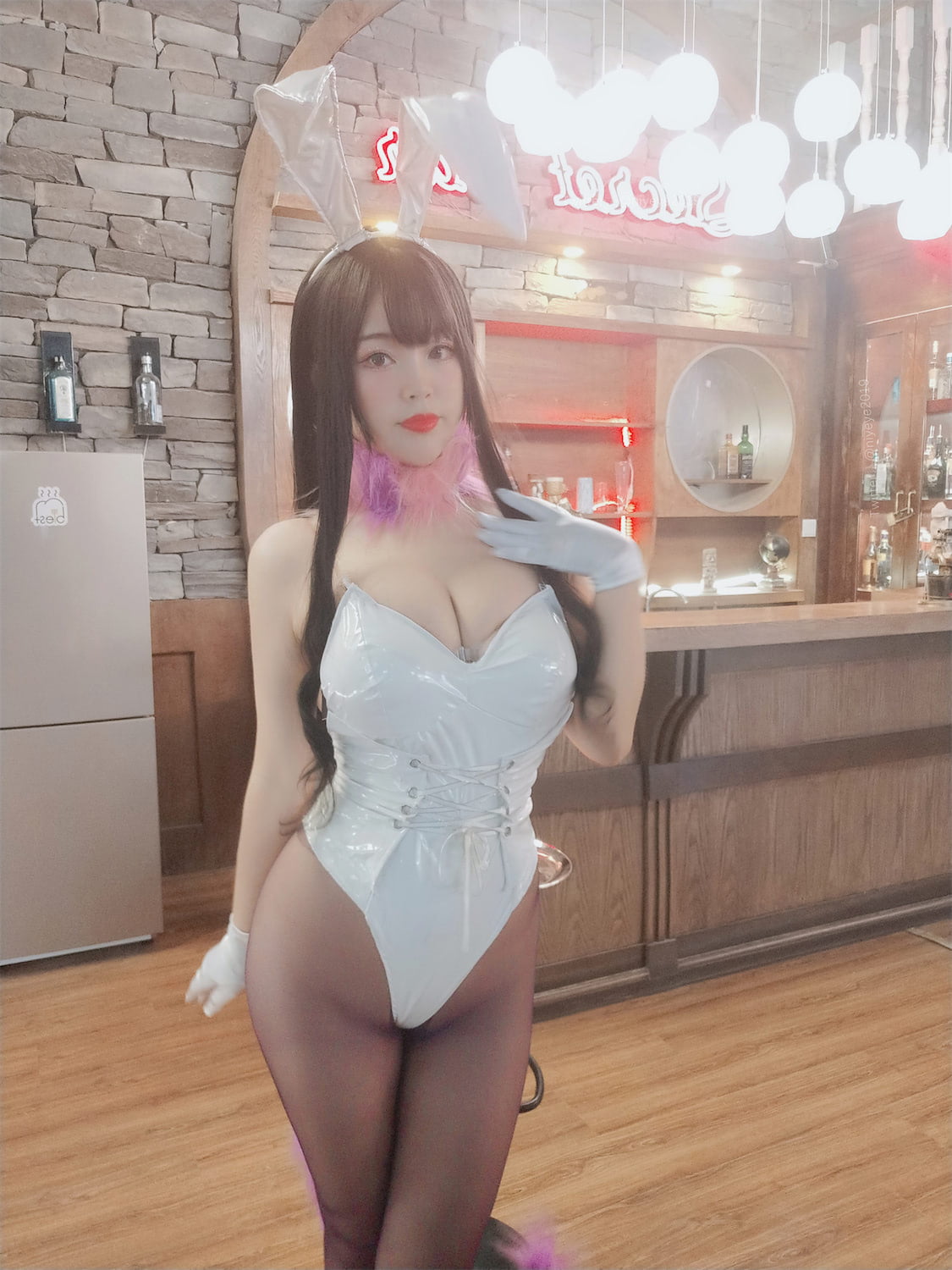 白烨烨 - 恶魔姐姐兔女郎