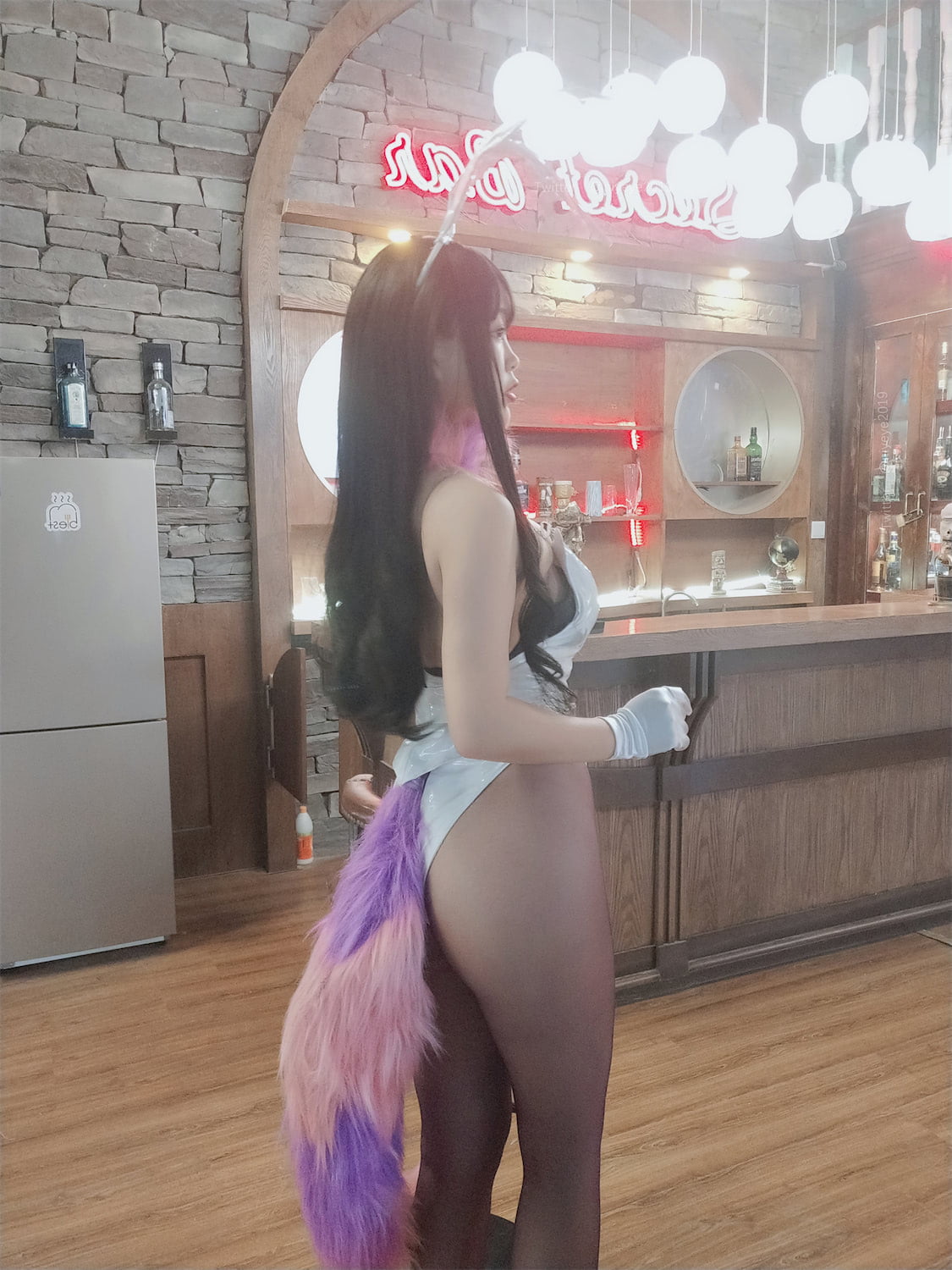 白烨烨 - 恶魔姐姐兔女郎