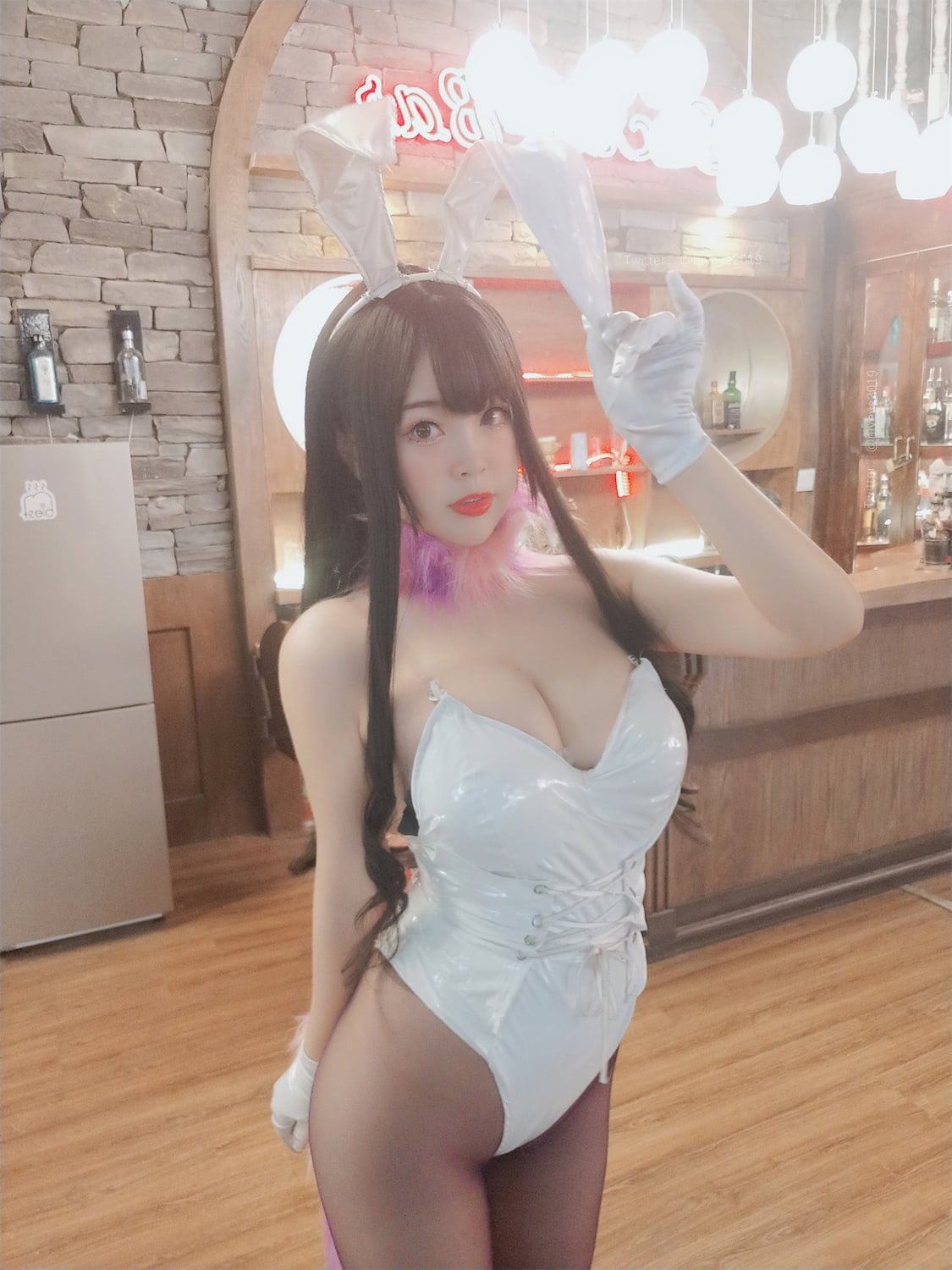 白烨烨 - 恶魔姐姐兔女郎