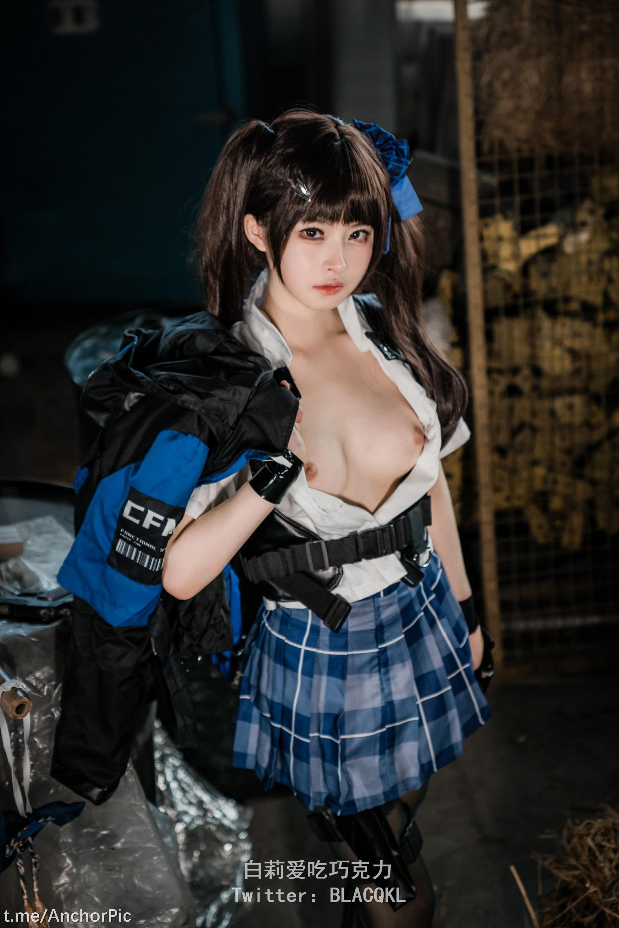 Bai Li Loves Chocolate - Guan Xiaoyu [81P]