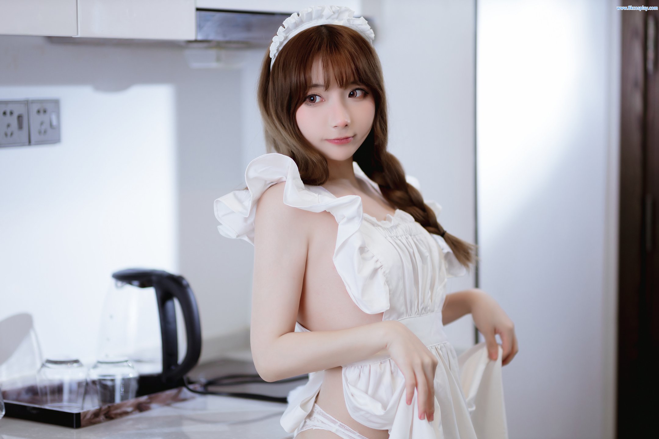 是三不是世w] NO.04 エプロン セクシー メイド